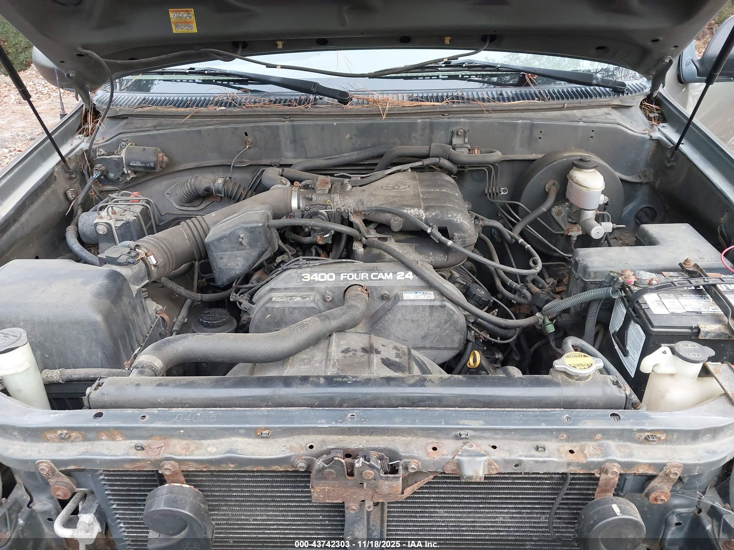 TOYOTA TUNDRA image 10