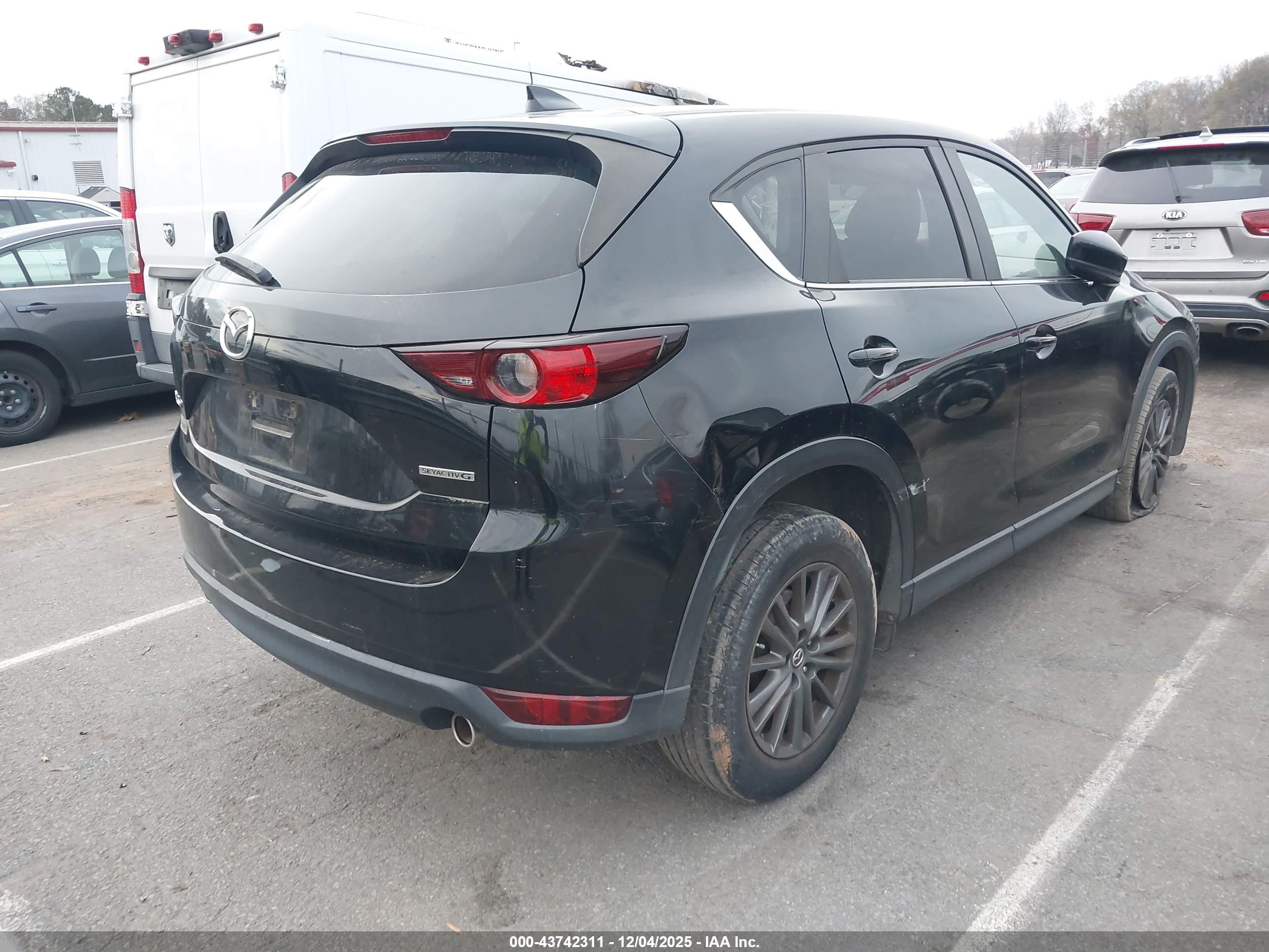 MAZDA CX-5 image 4