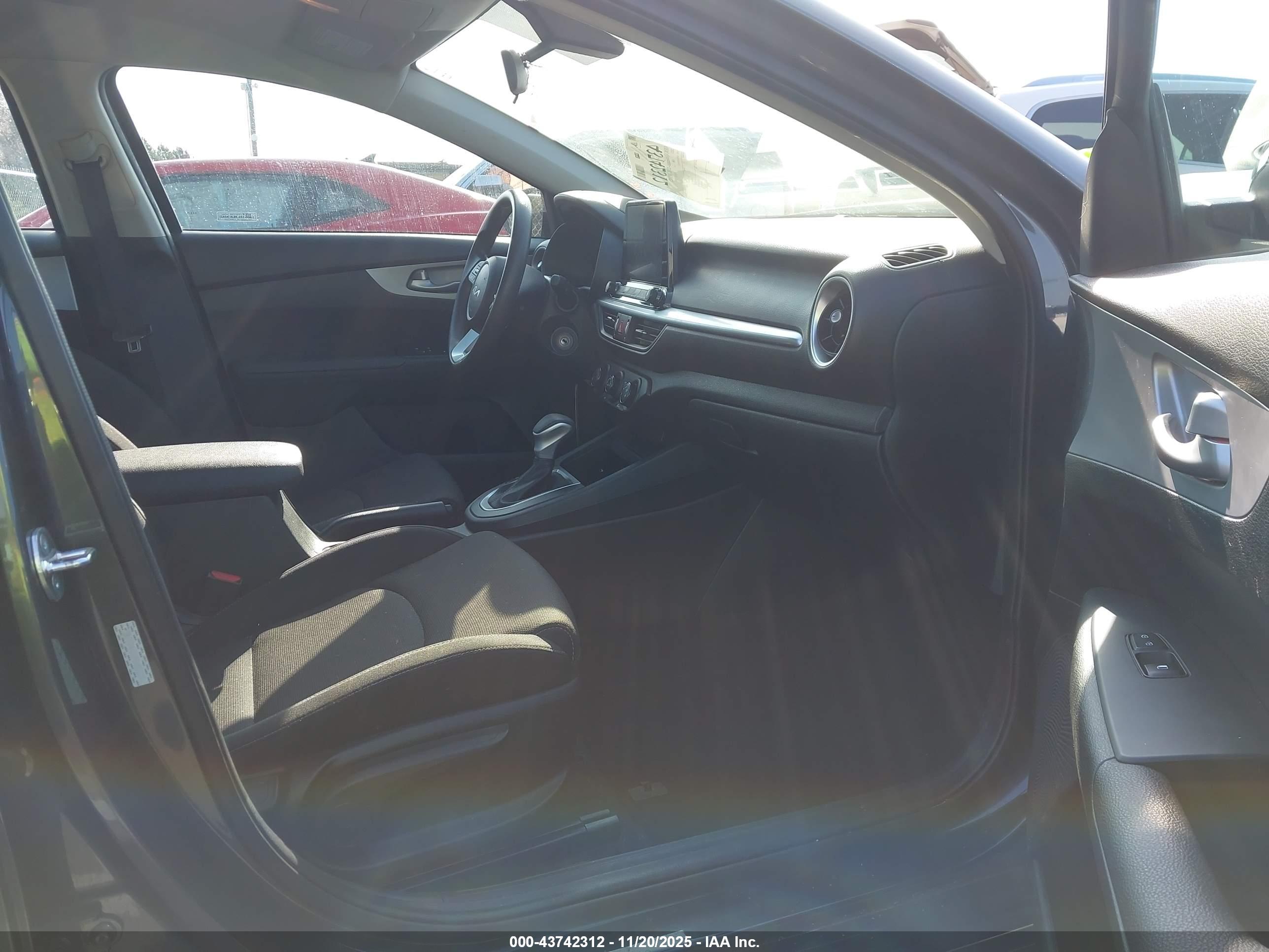 KIA FORTE image 5