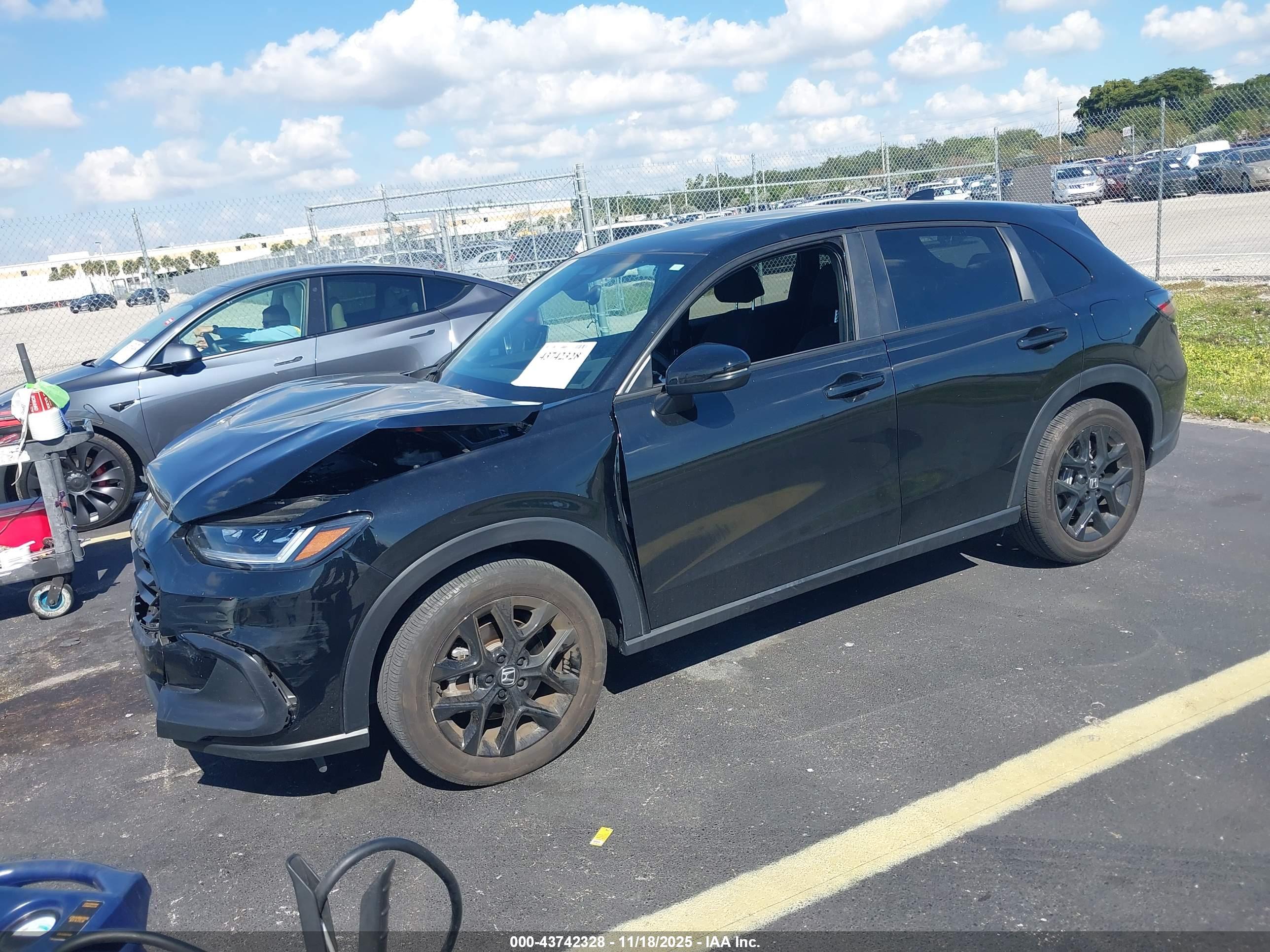 HONDA HR-V image 2