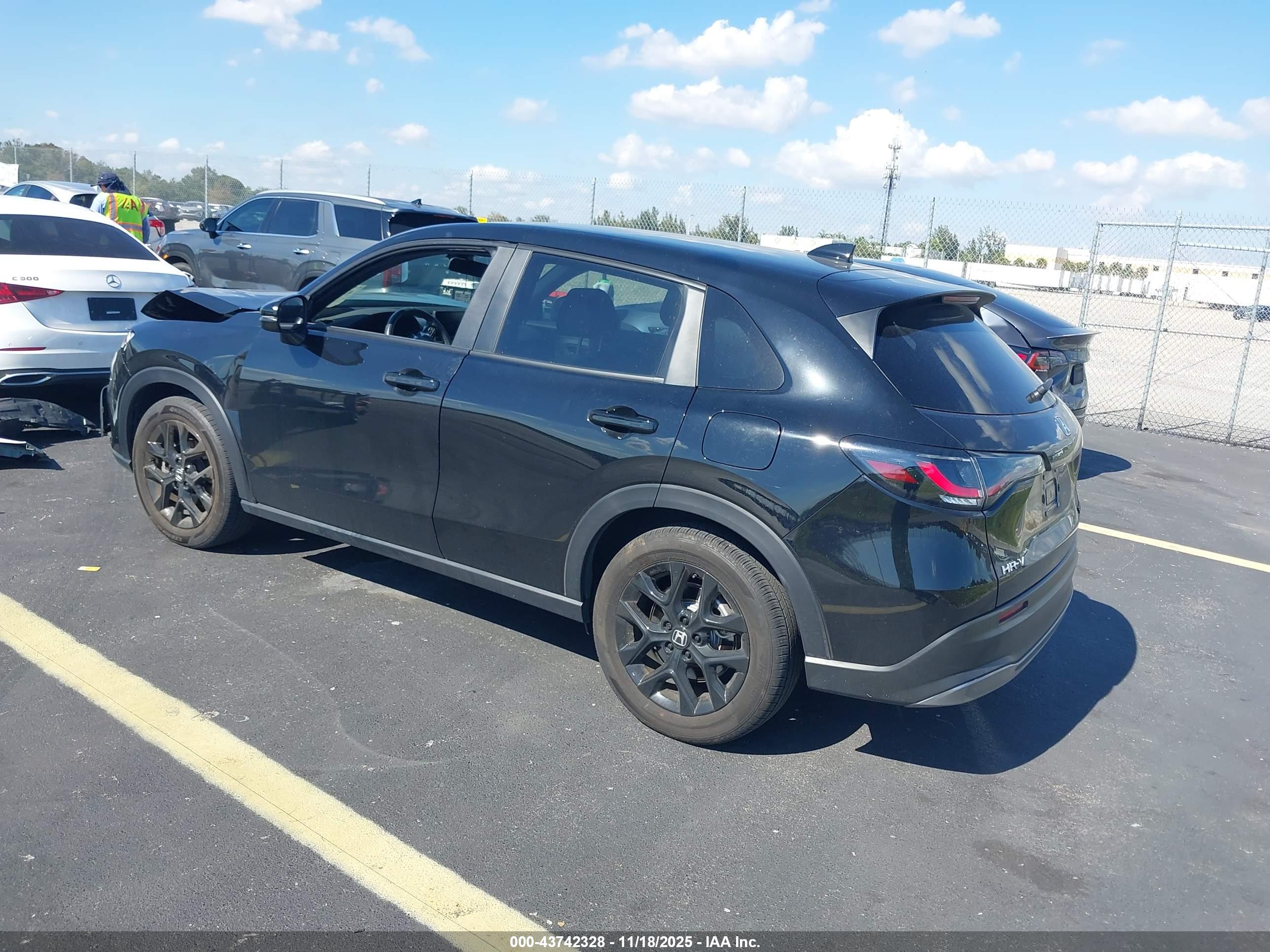 HONDA HR-V image 3