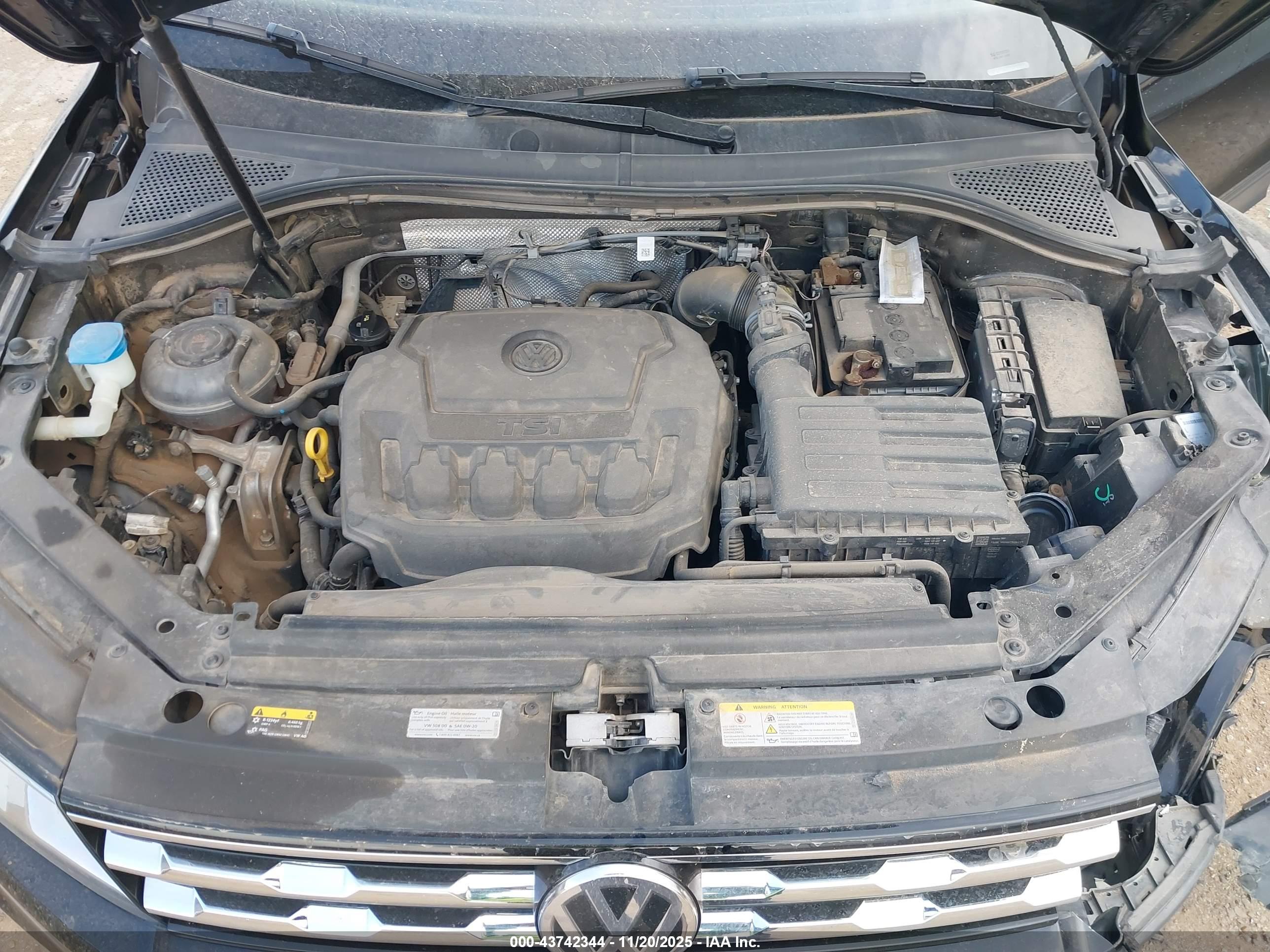 VOLKSWAGEN TIGUAN image 10