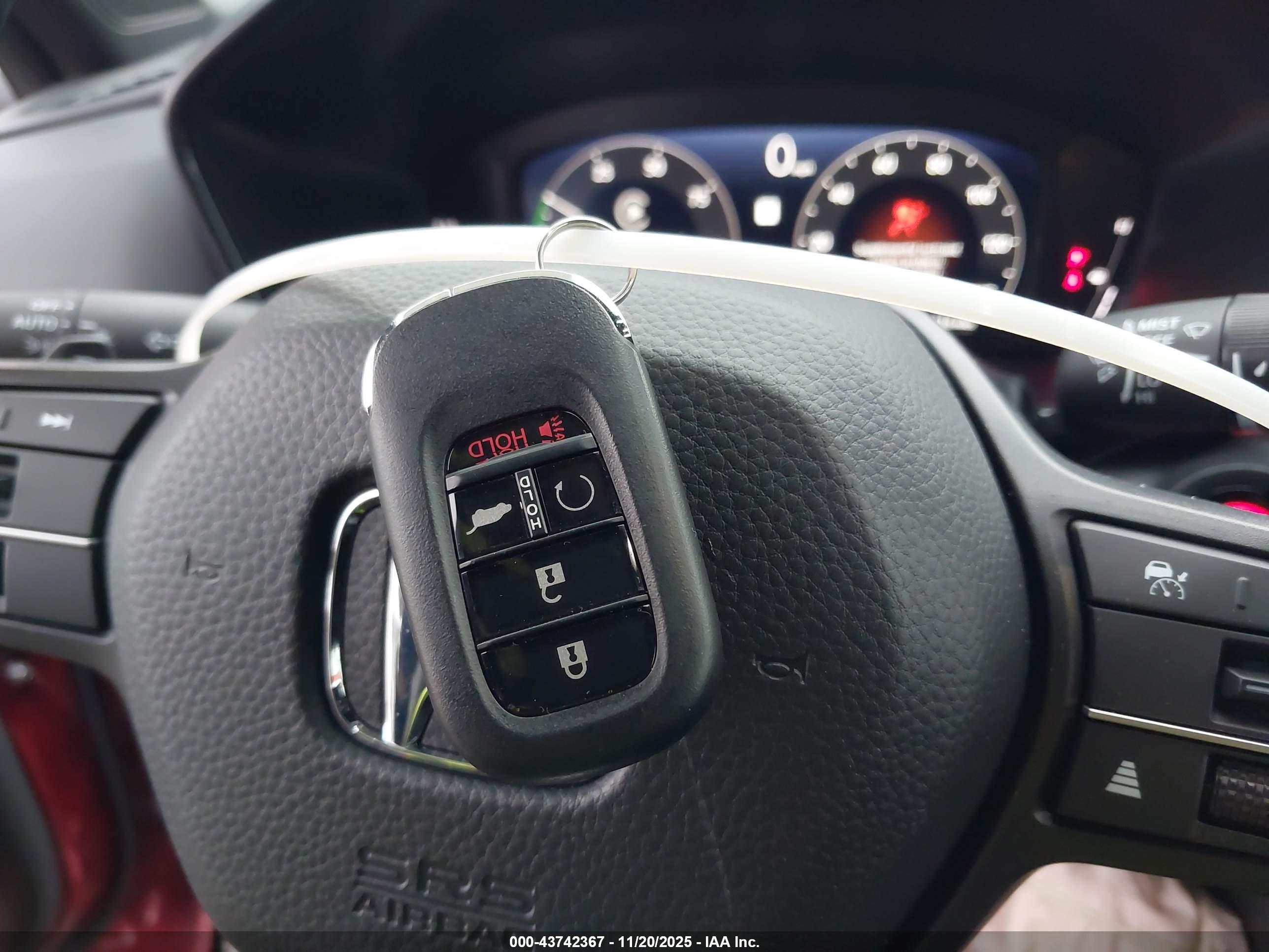 HONDA CR-V image 11