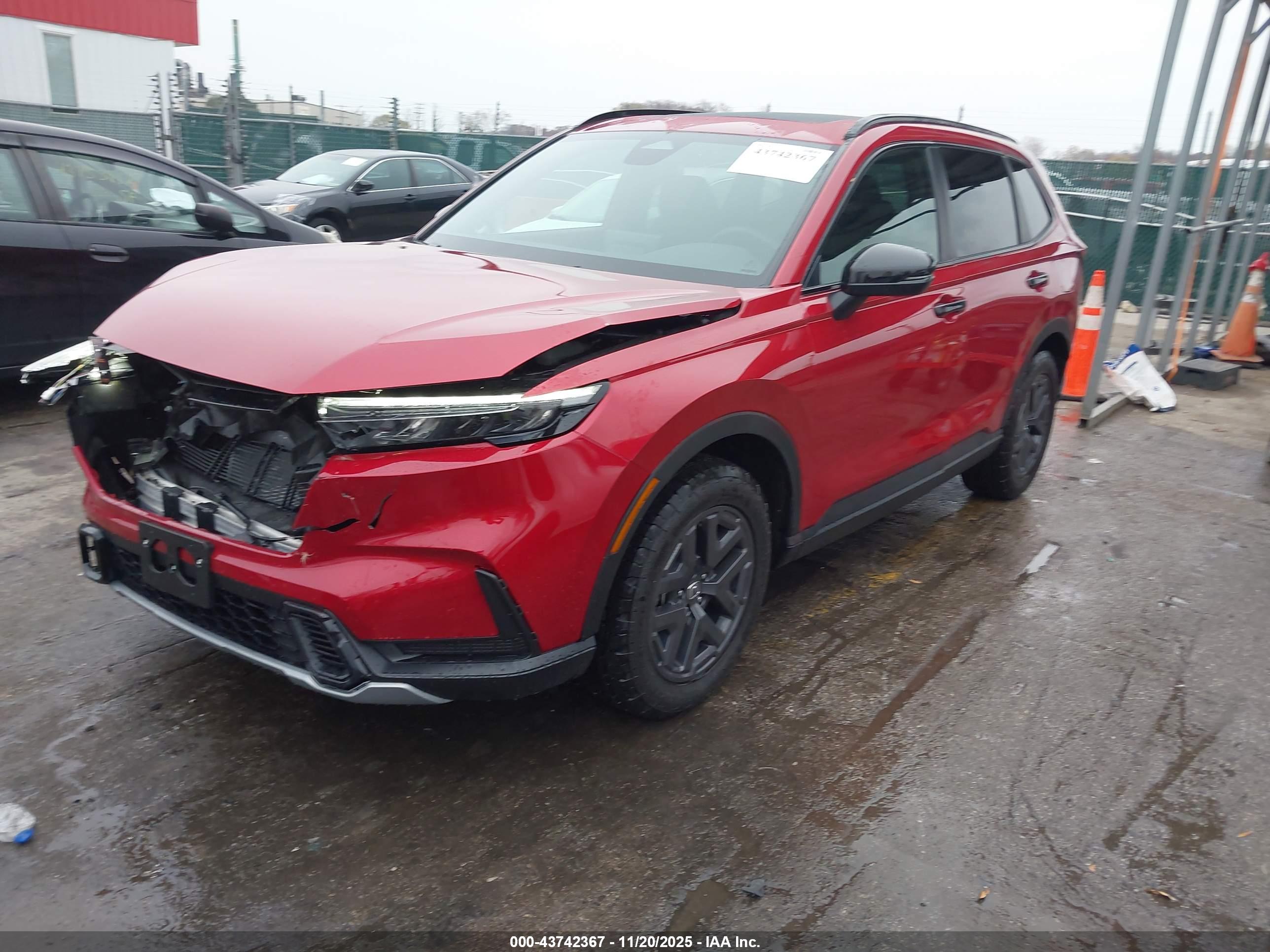 HONDA CR-V image 2
