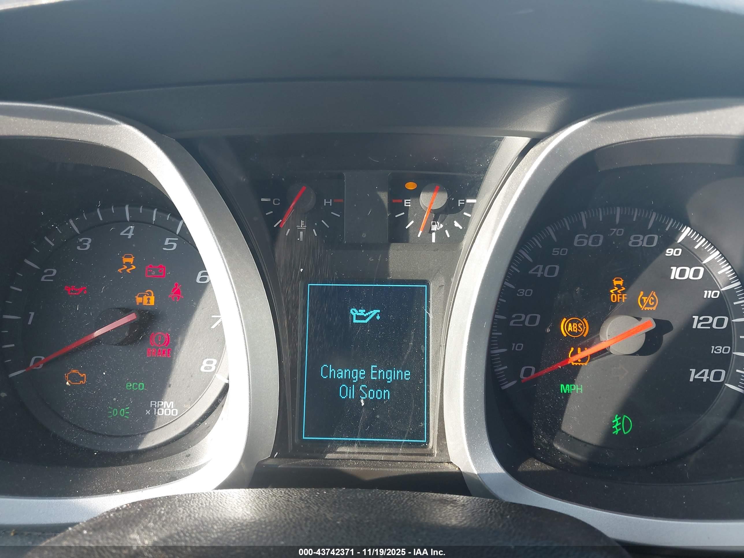 CHEVROLET EQUINOX image 7