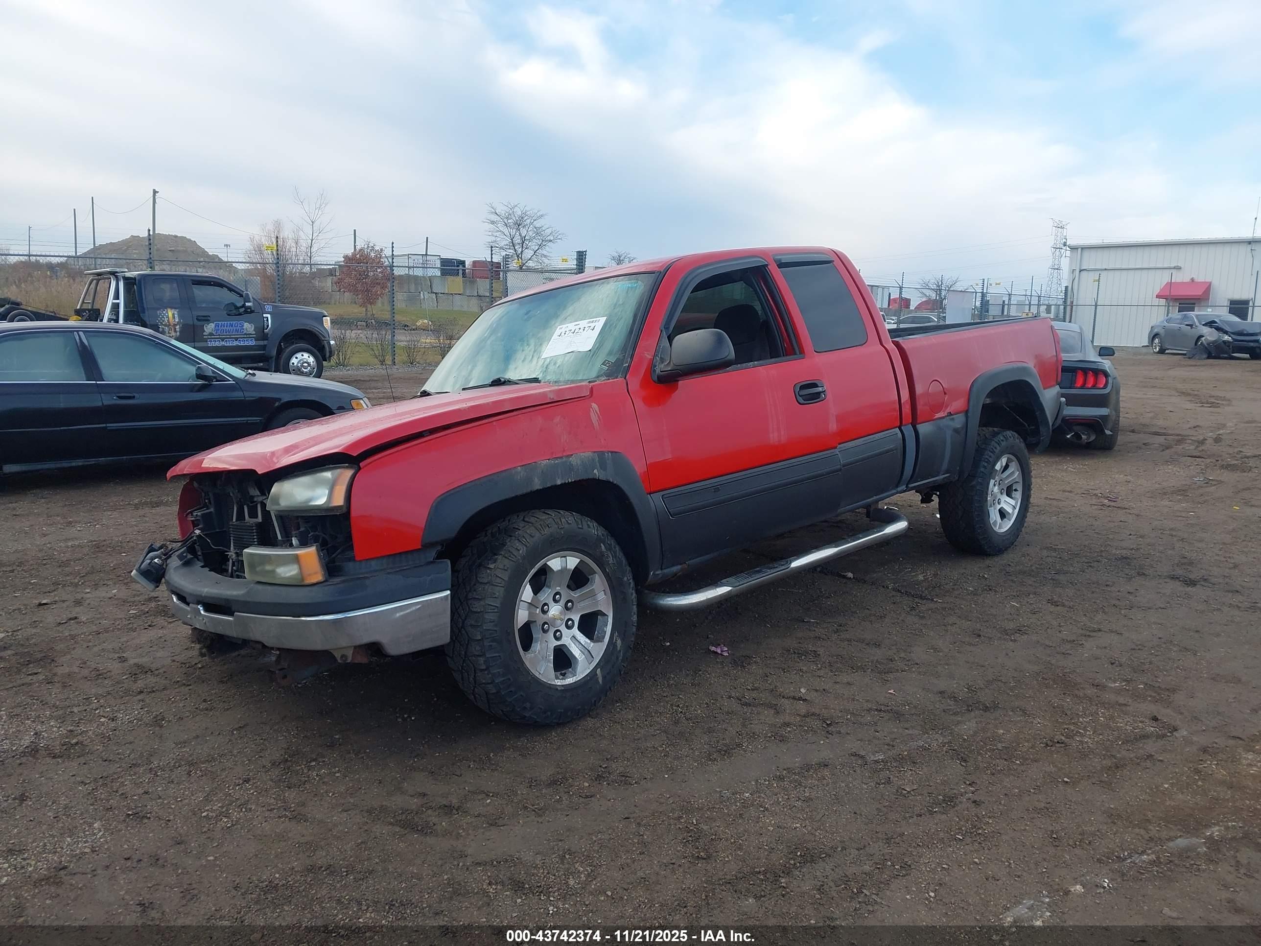 CHEVROLET SILVERADO image 2