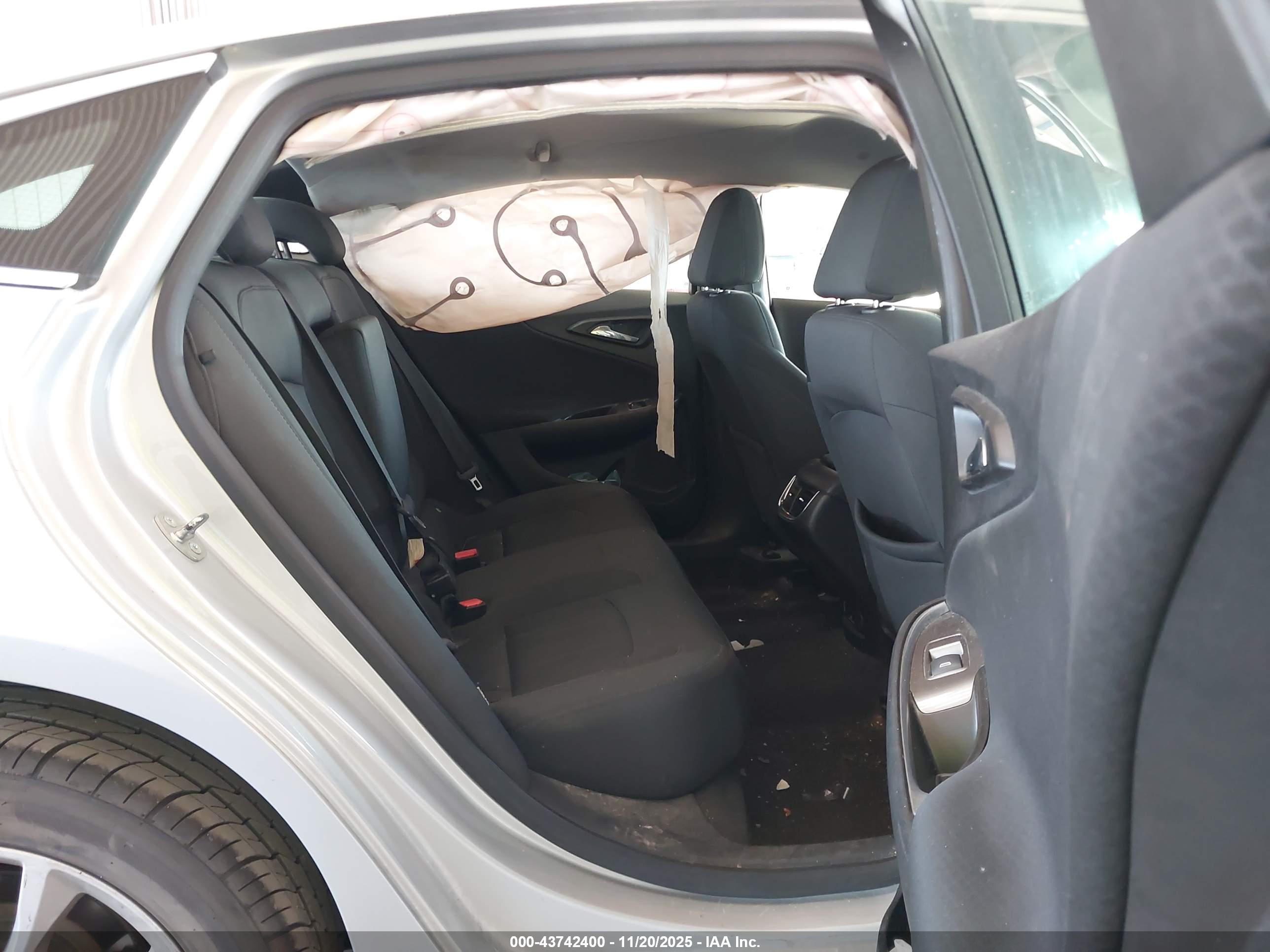 CHEVROLET MALIBU image 8
