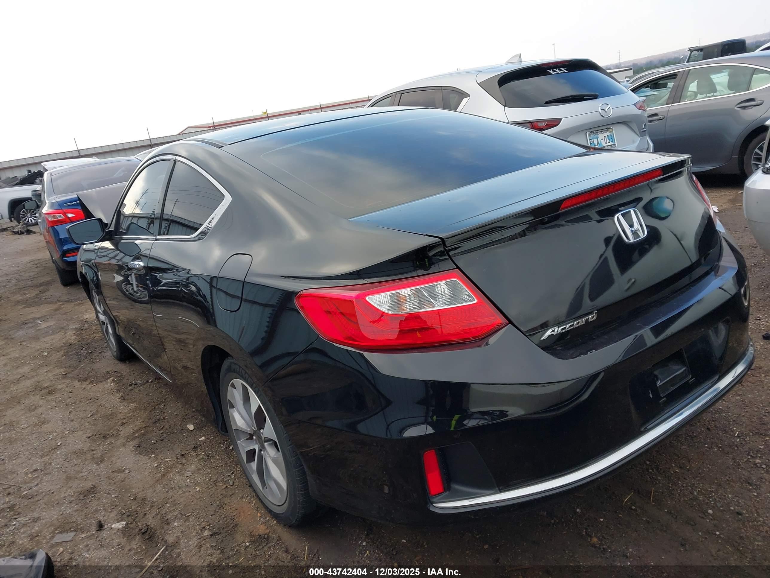 HONDA ACCORD image 3
