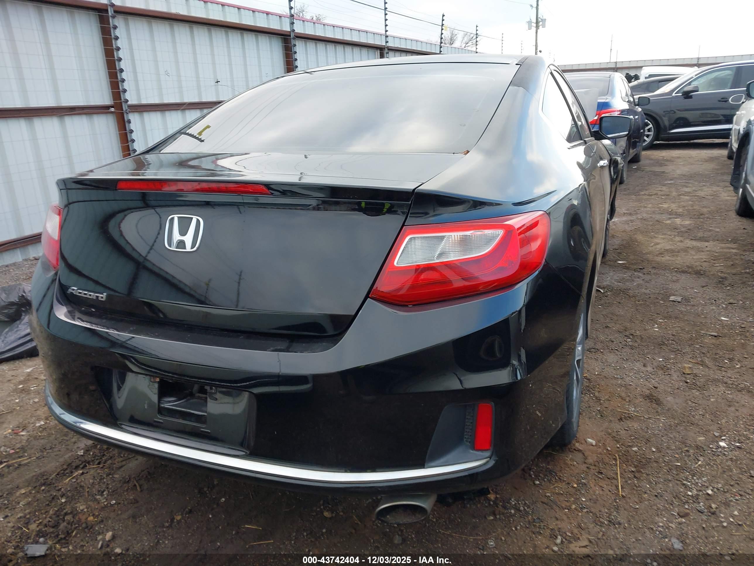 HONDA ACCORD image 4