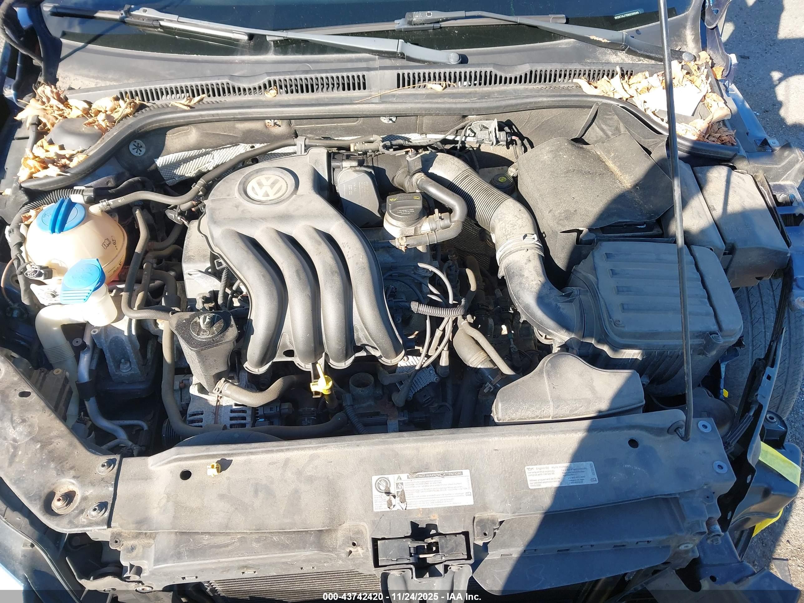 VOLKSWAGEN JETTA image 10