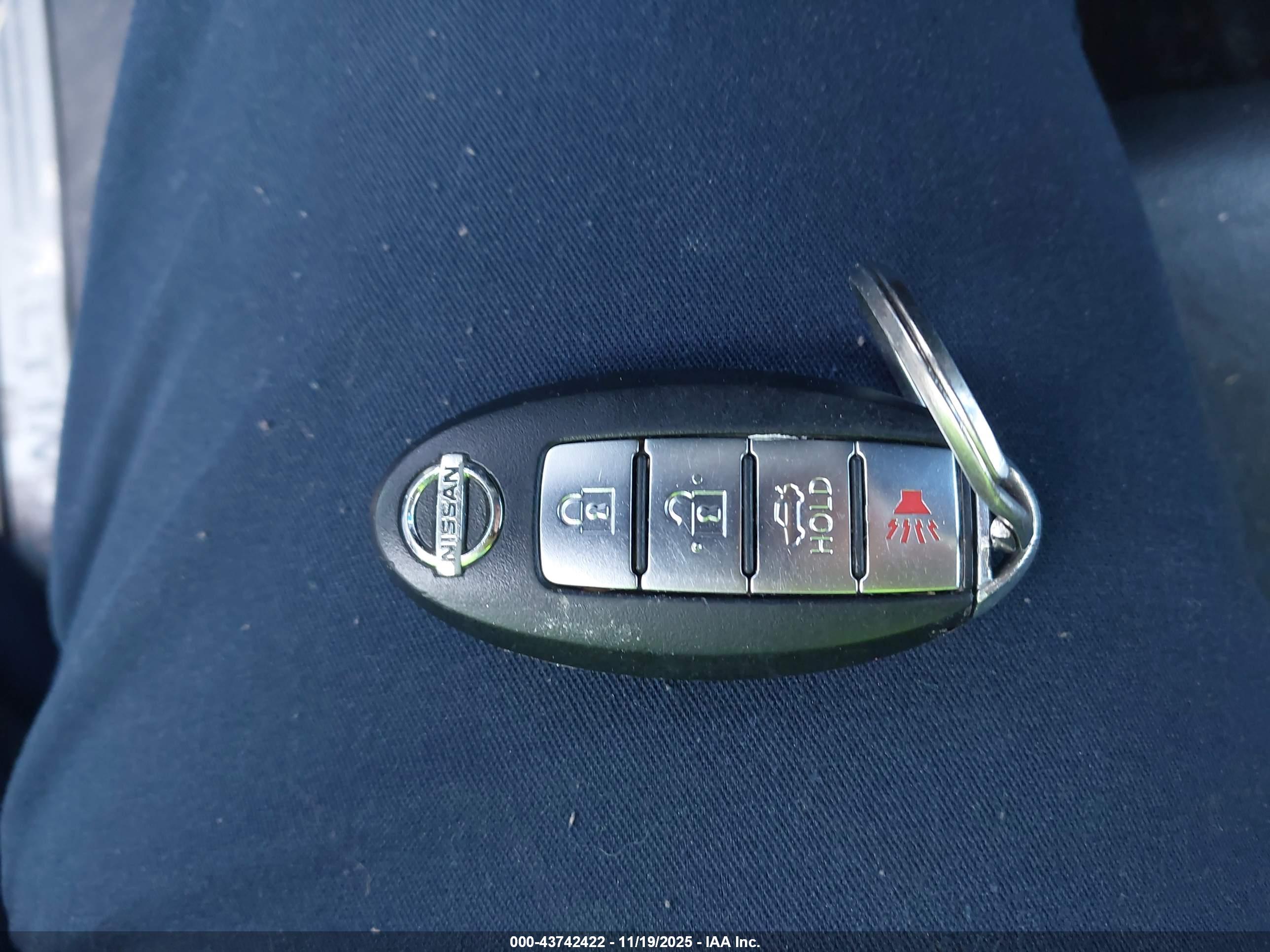 NISSAN ALTIMA image 11