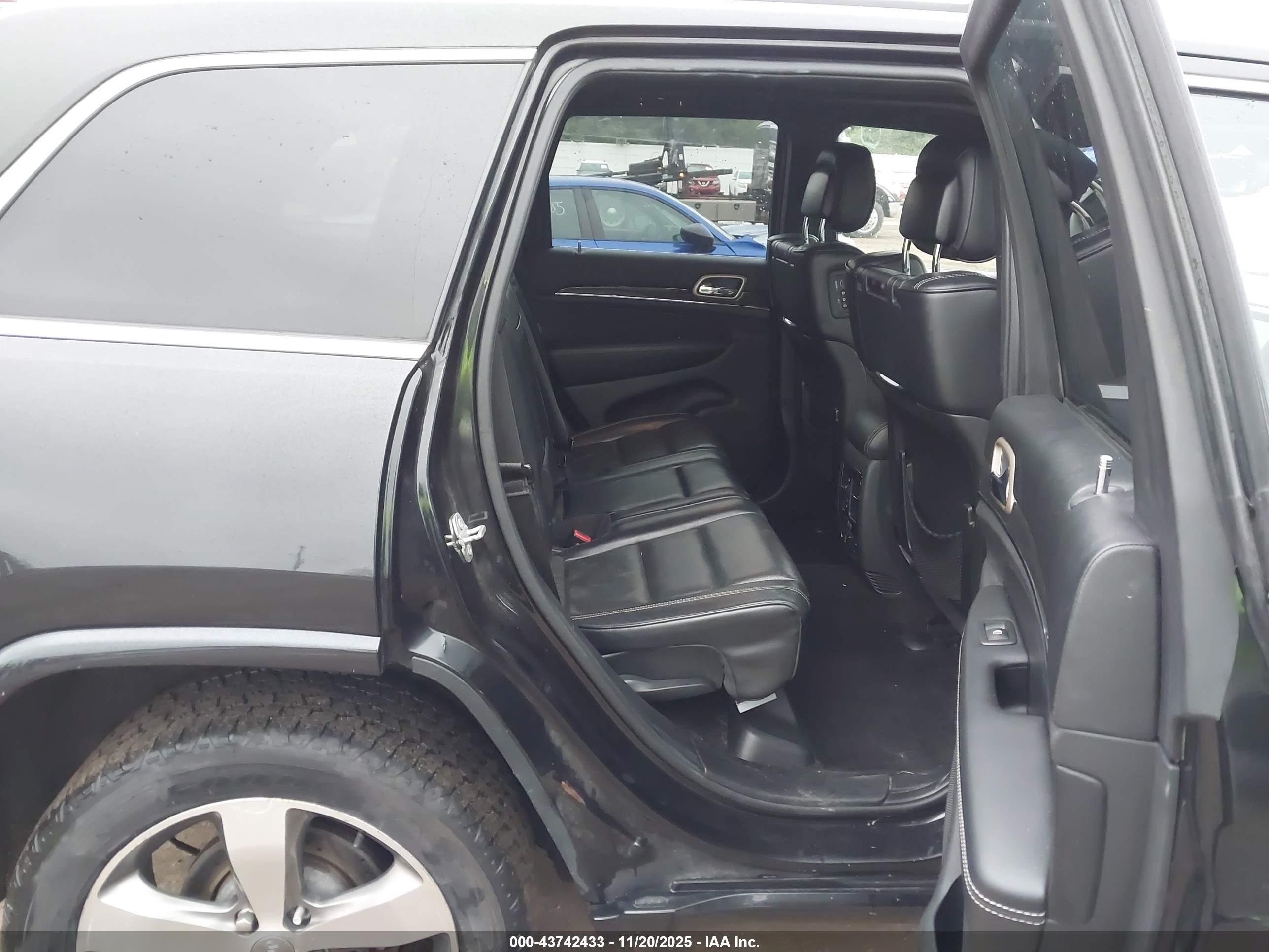 JEEP GRAND image 8