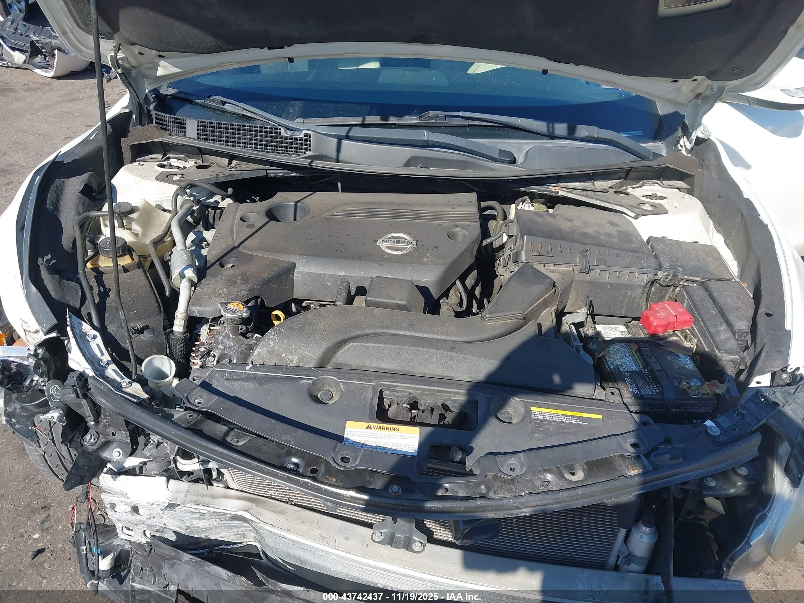 NISSAN ALTIMA image 10