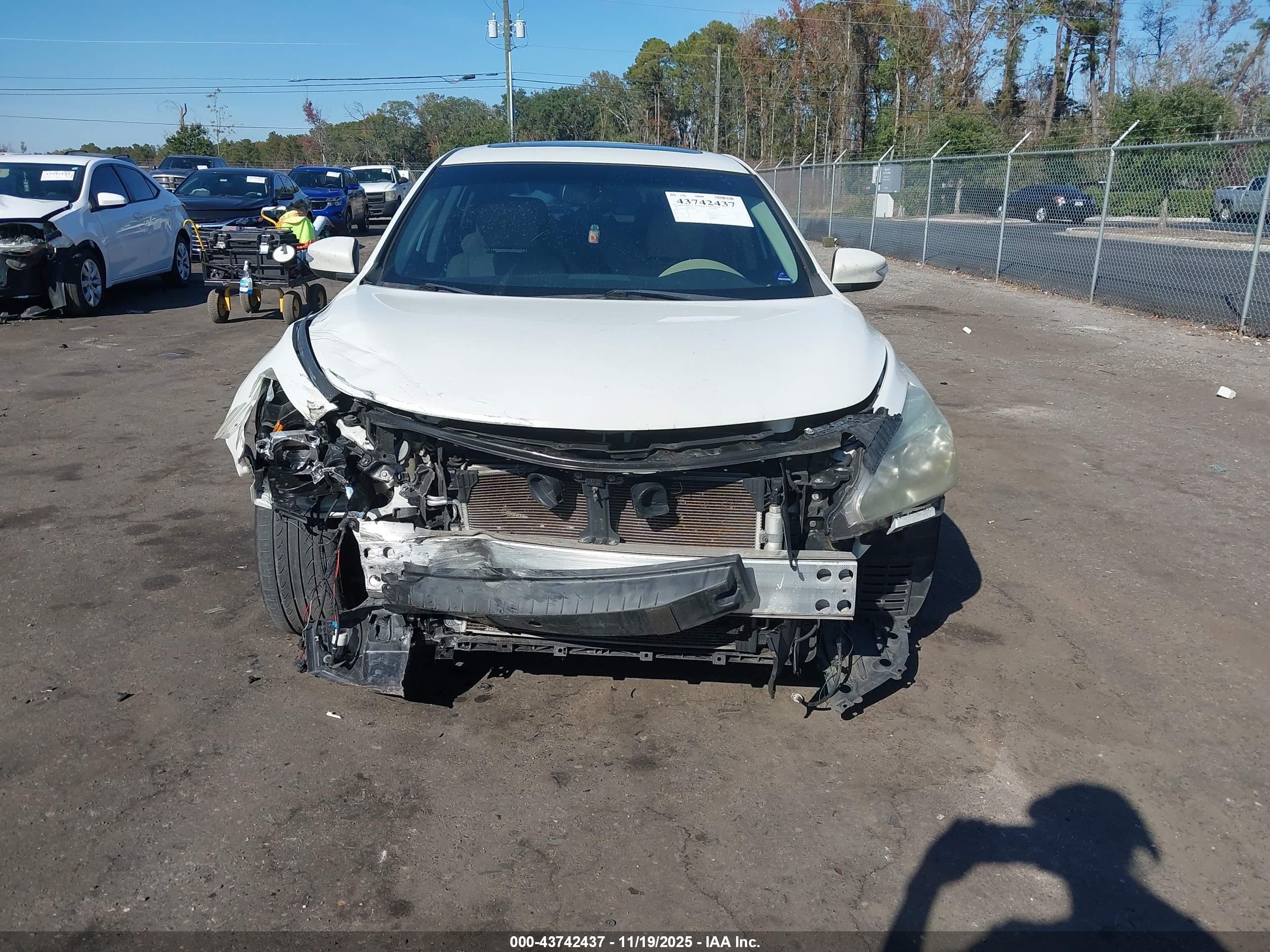 NISSAN ALTIMA image 6