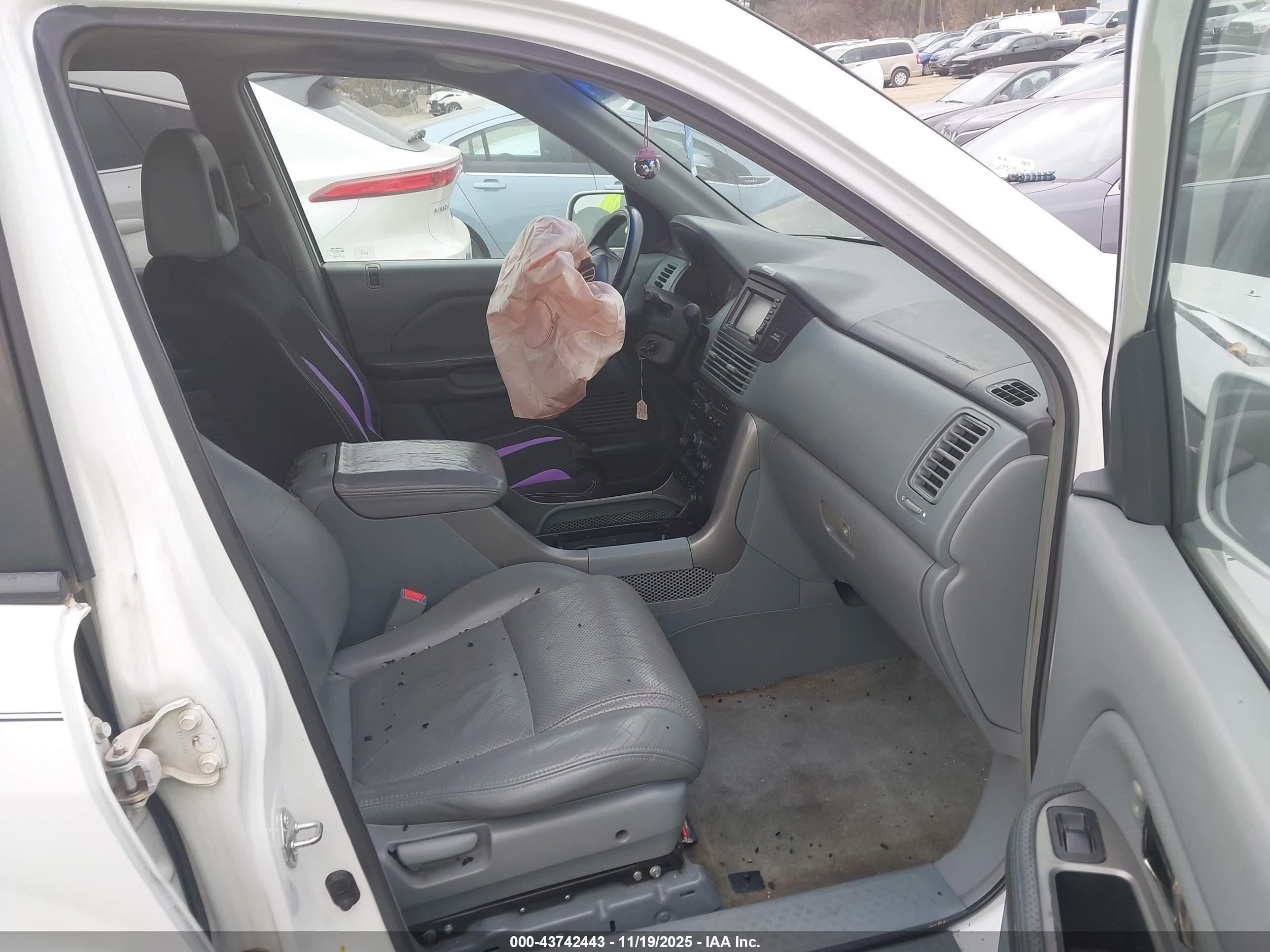 HONDA PILOT image 5