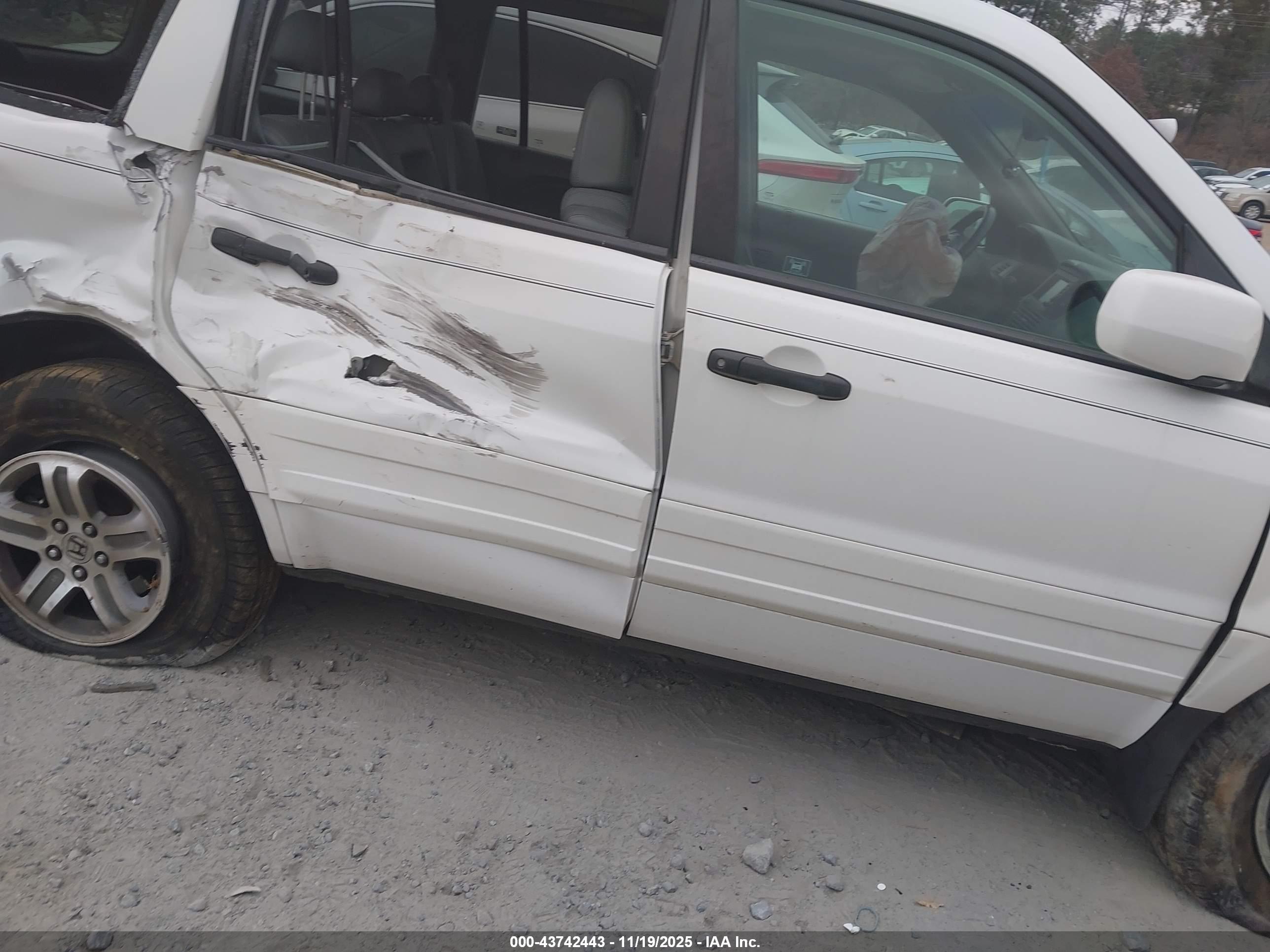 HONDA PILOT image 6