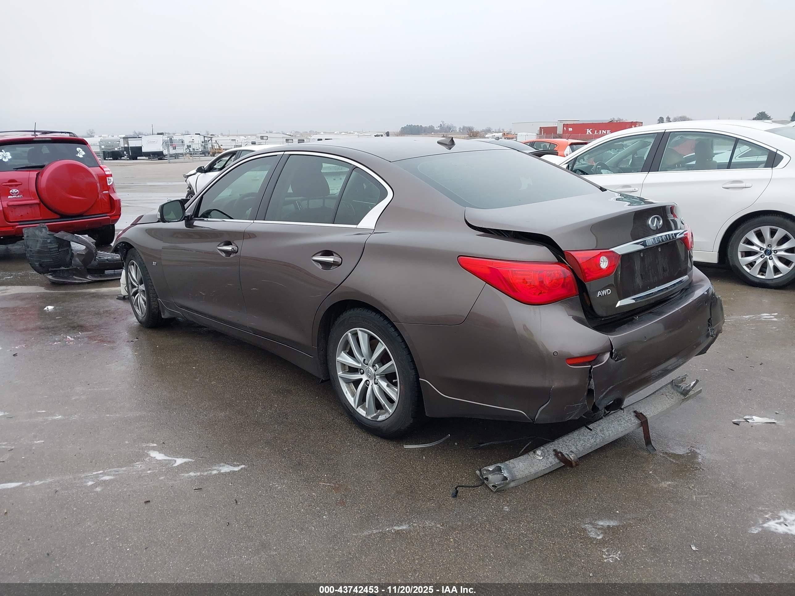 INFINITI Q50 image 3