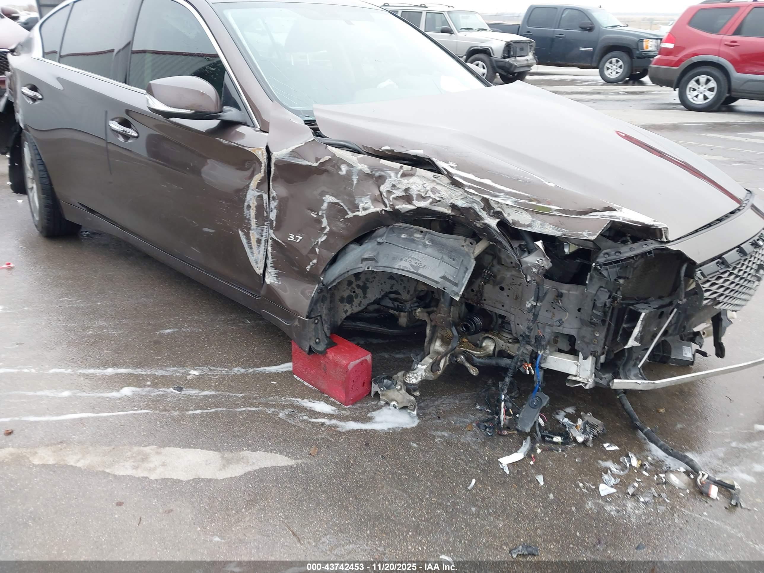 INFINITI Q50 image 6