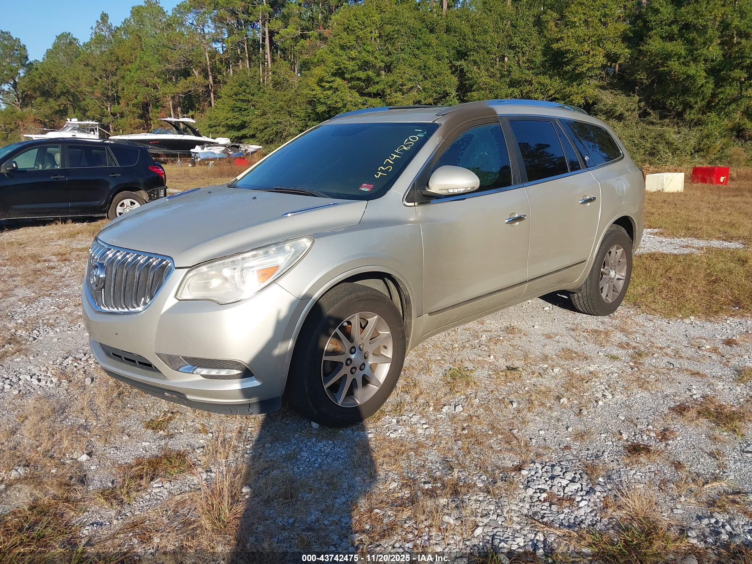 BUICK ENCLAVE image 2