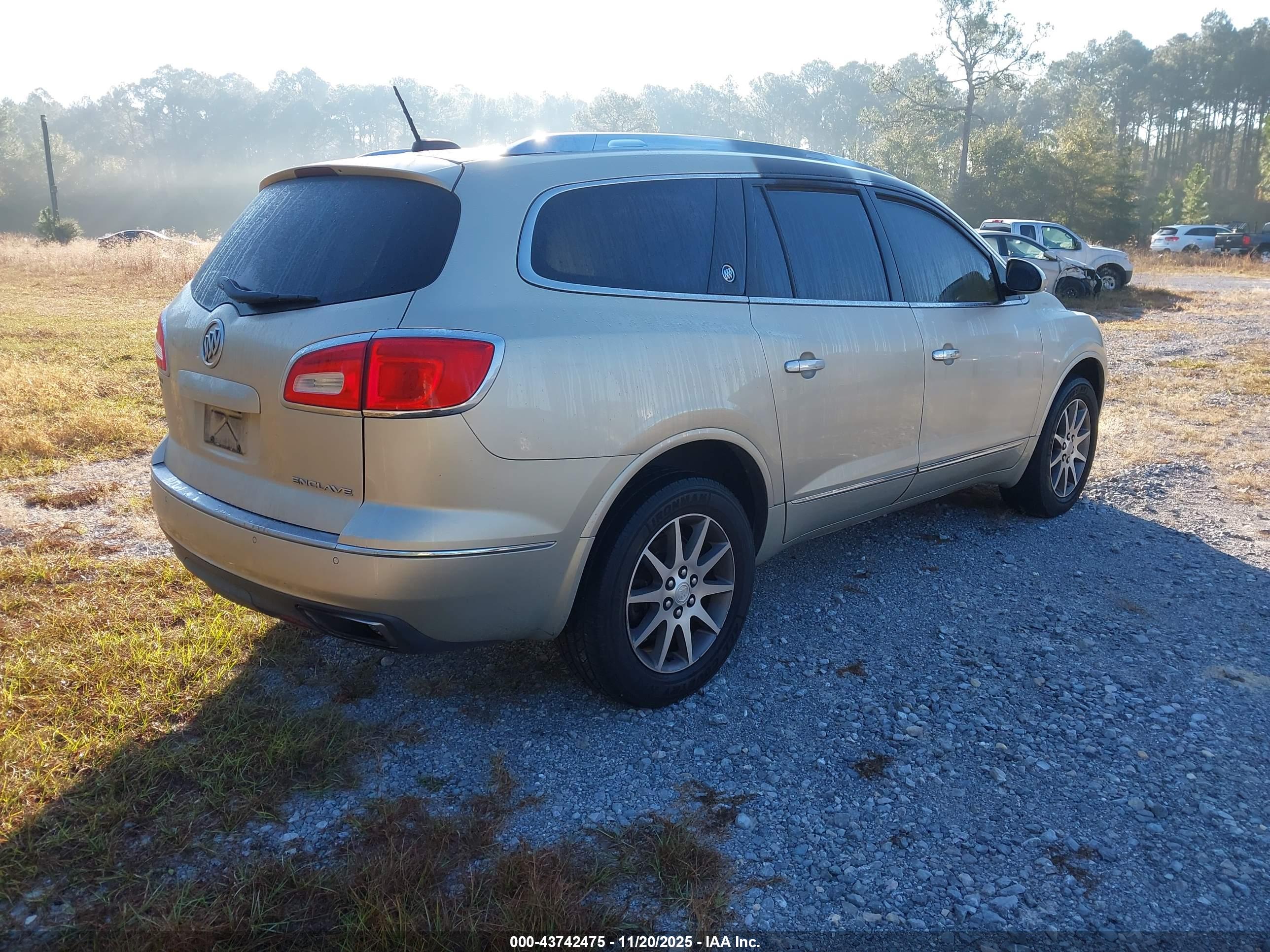 BUICK ENCLAVE image 4