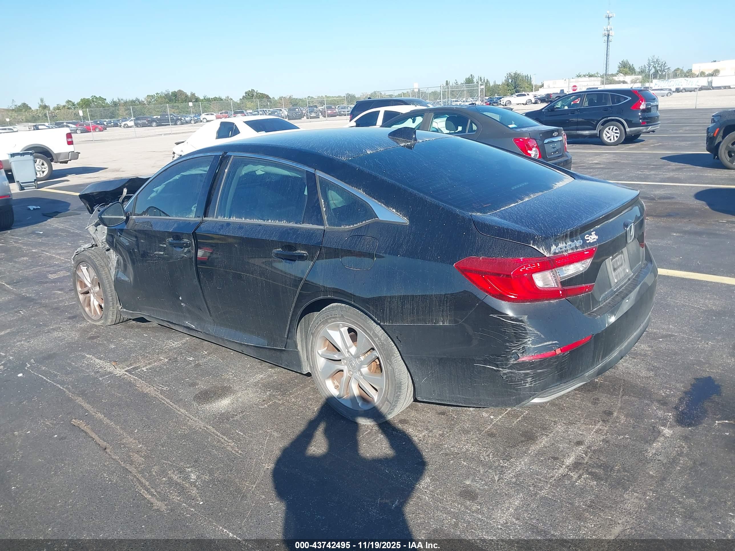 HONDA ACCORD image 3