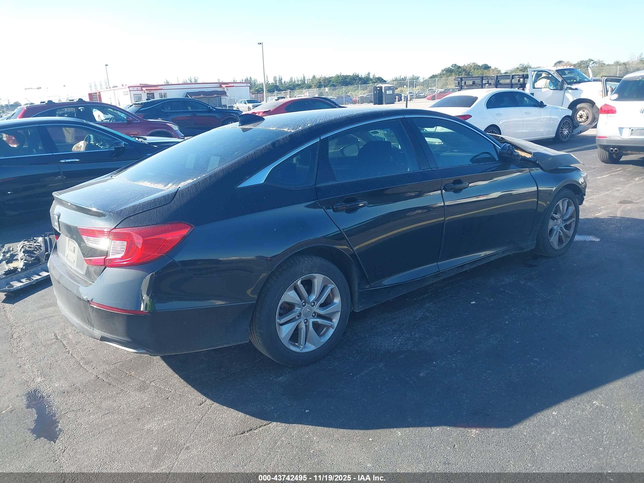 HONDA ACCORD image 4
