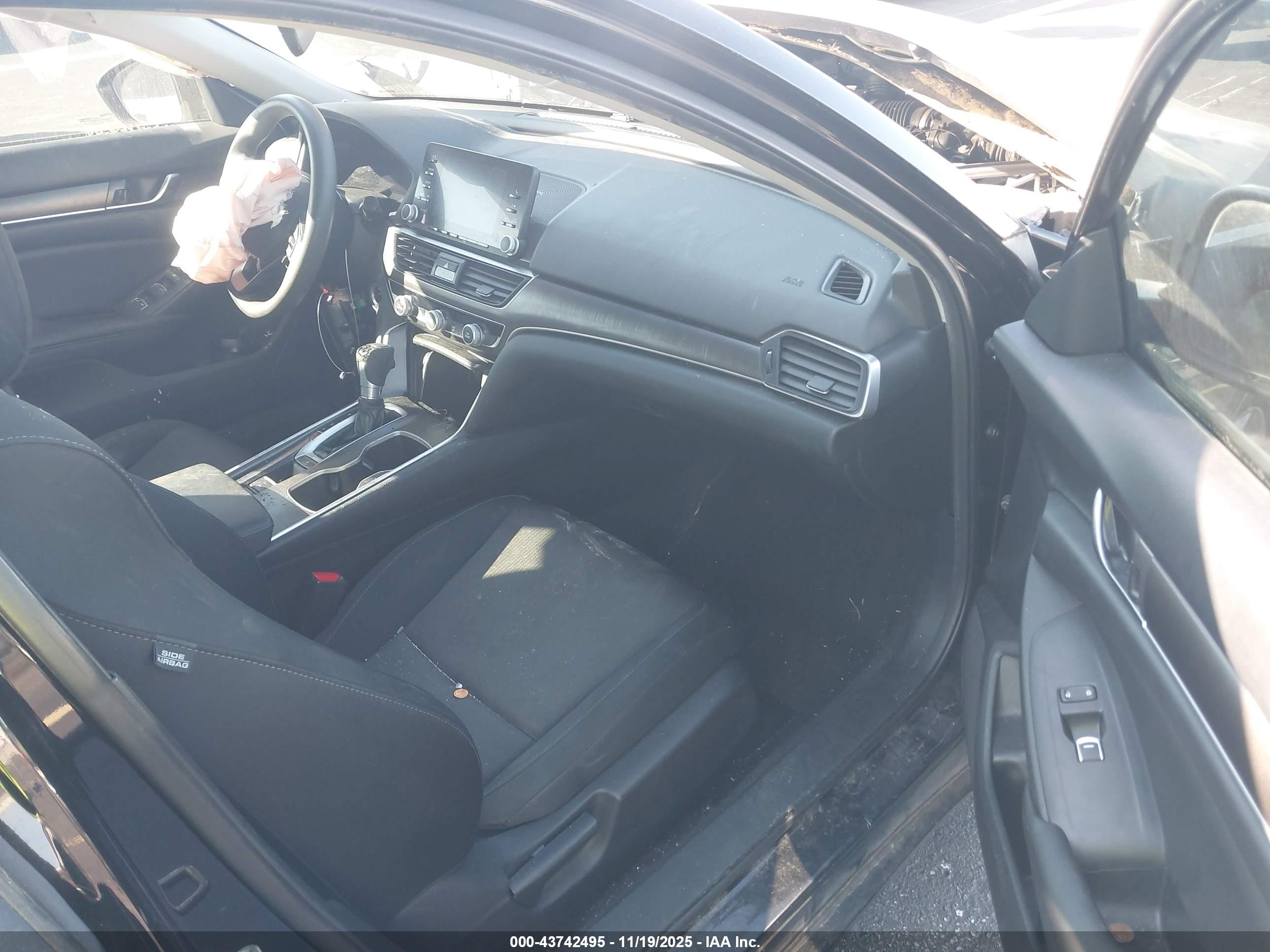 HONDA ACCORD image 5