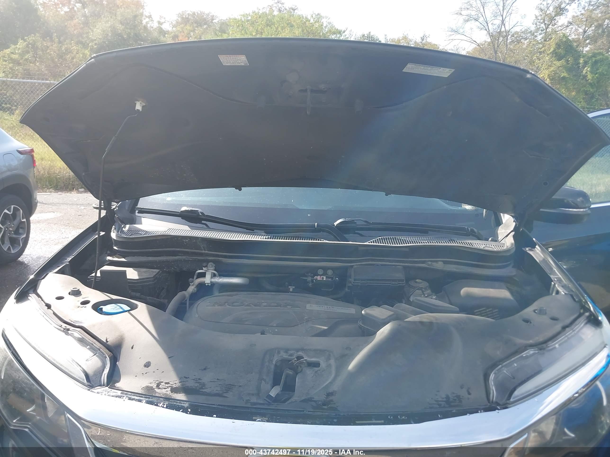 HONDA PILOT image 10