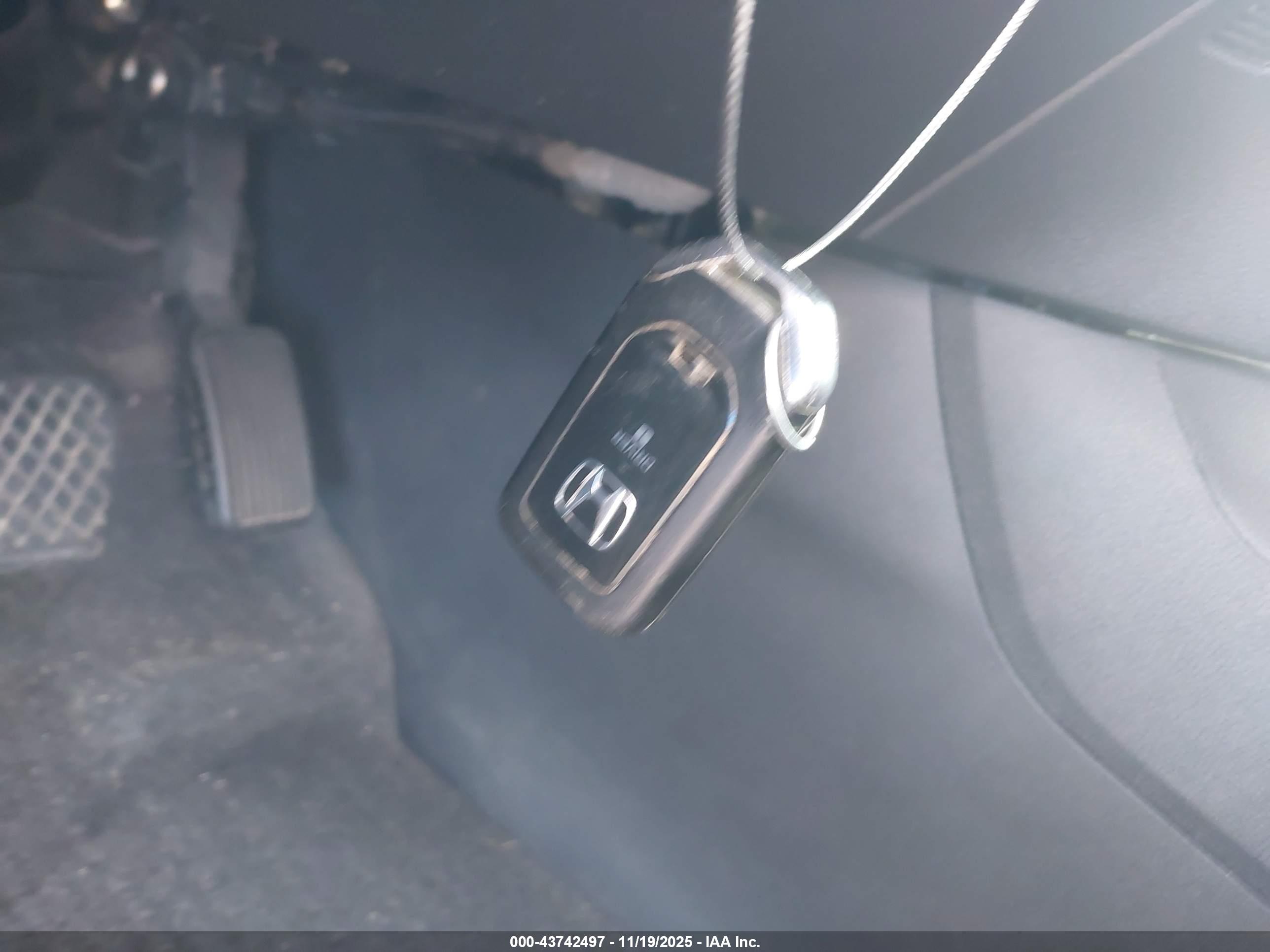HONDA PILOT image 11