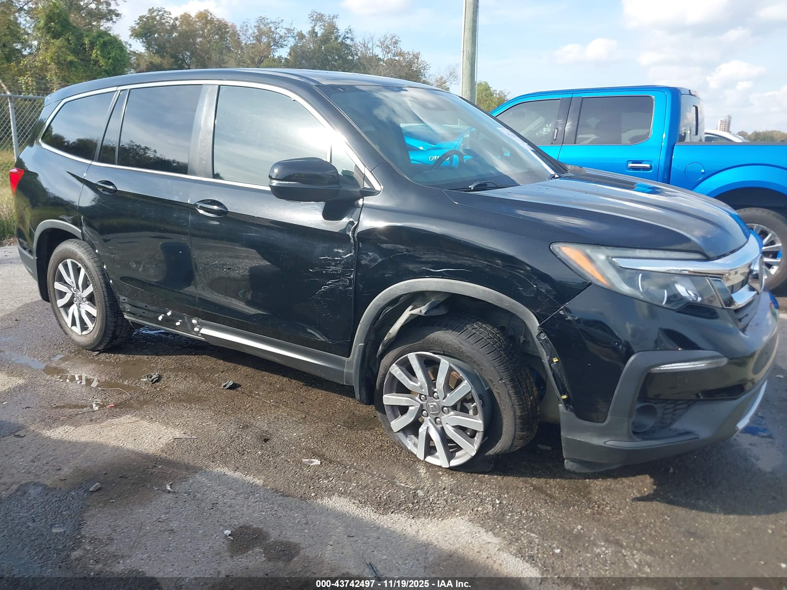 HONDA PILOT image 6
