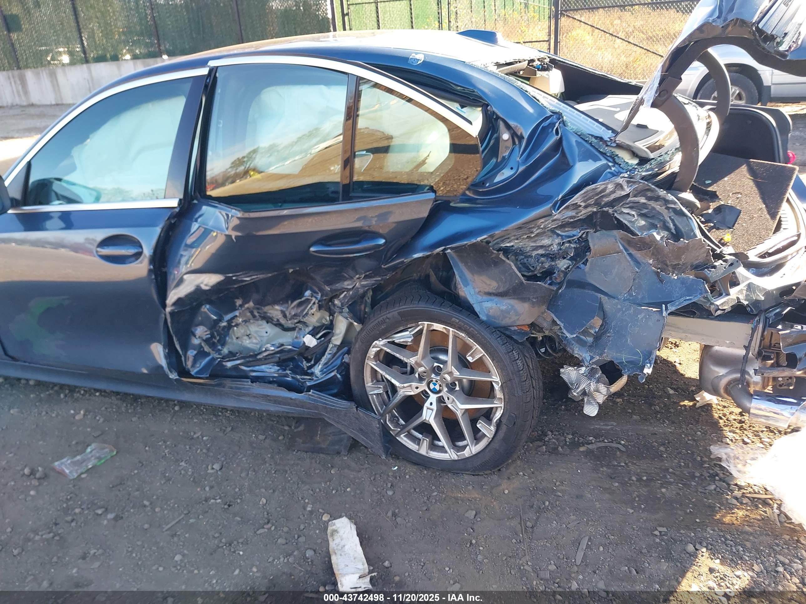 BMW 330I image 6