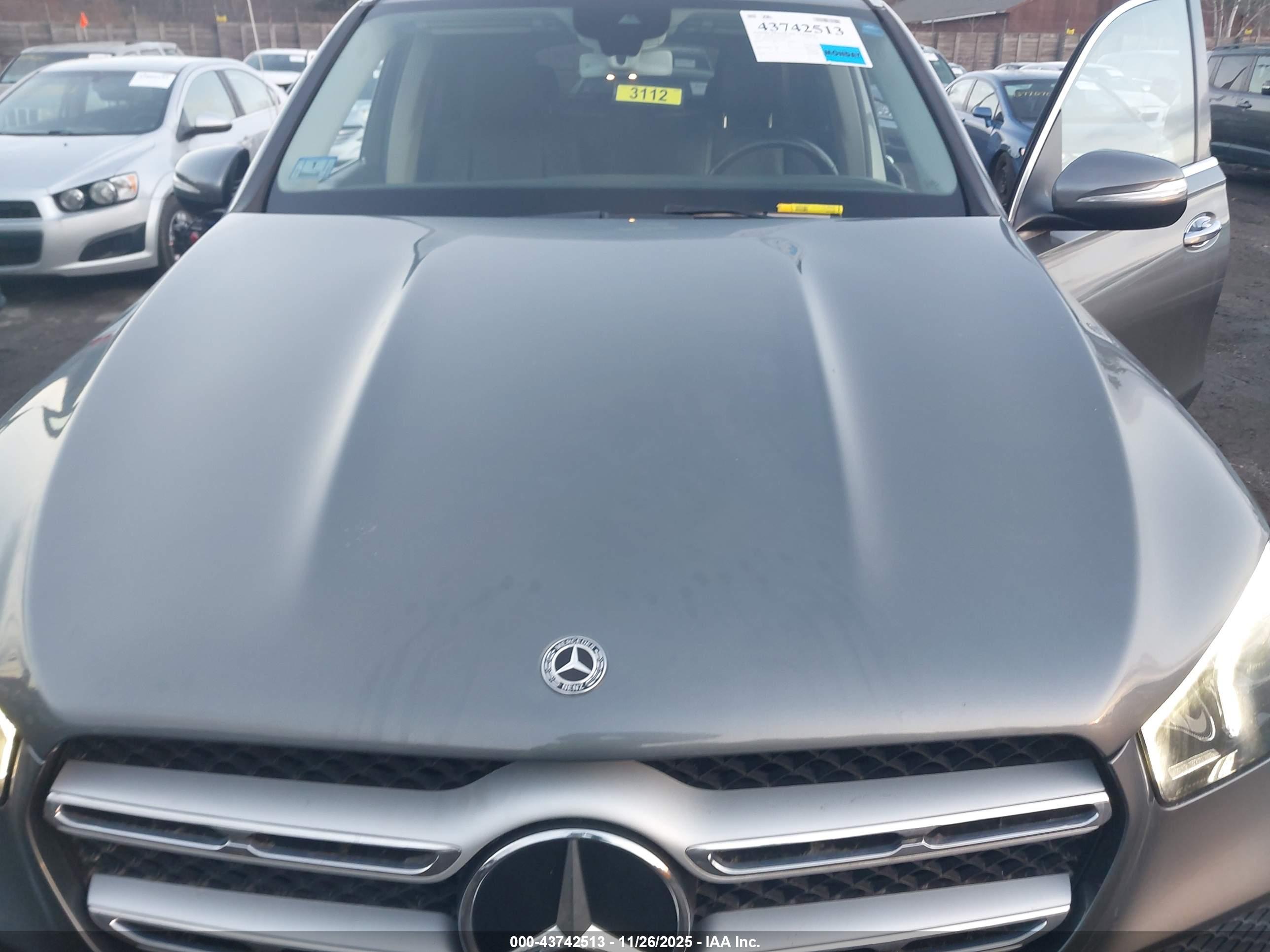 MERCEDES-BENZ GLE image 10