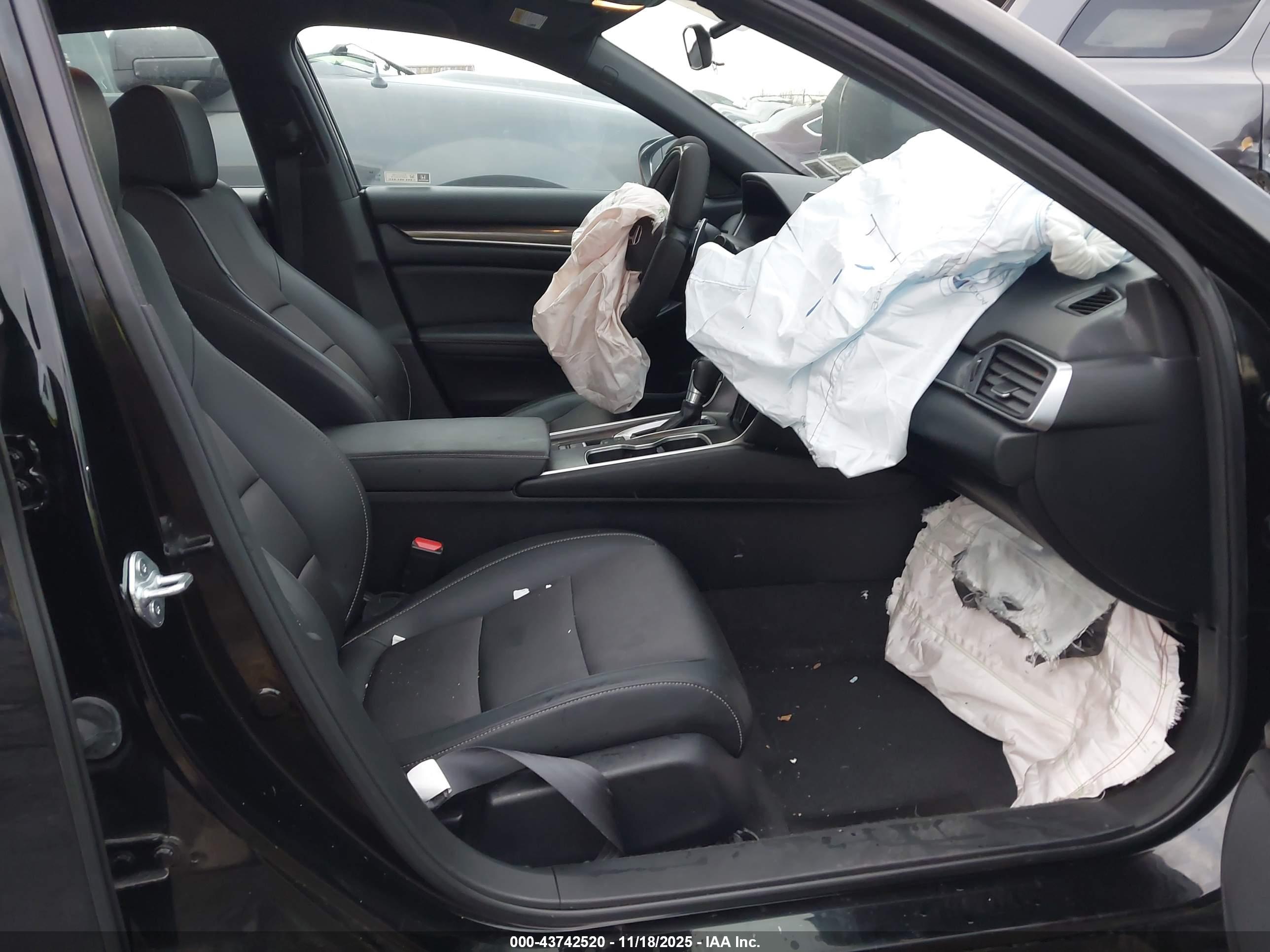HONDA ACCORD image 5