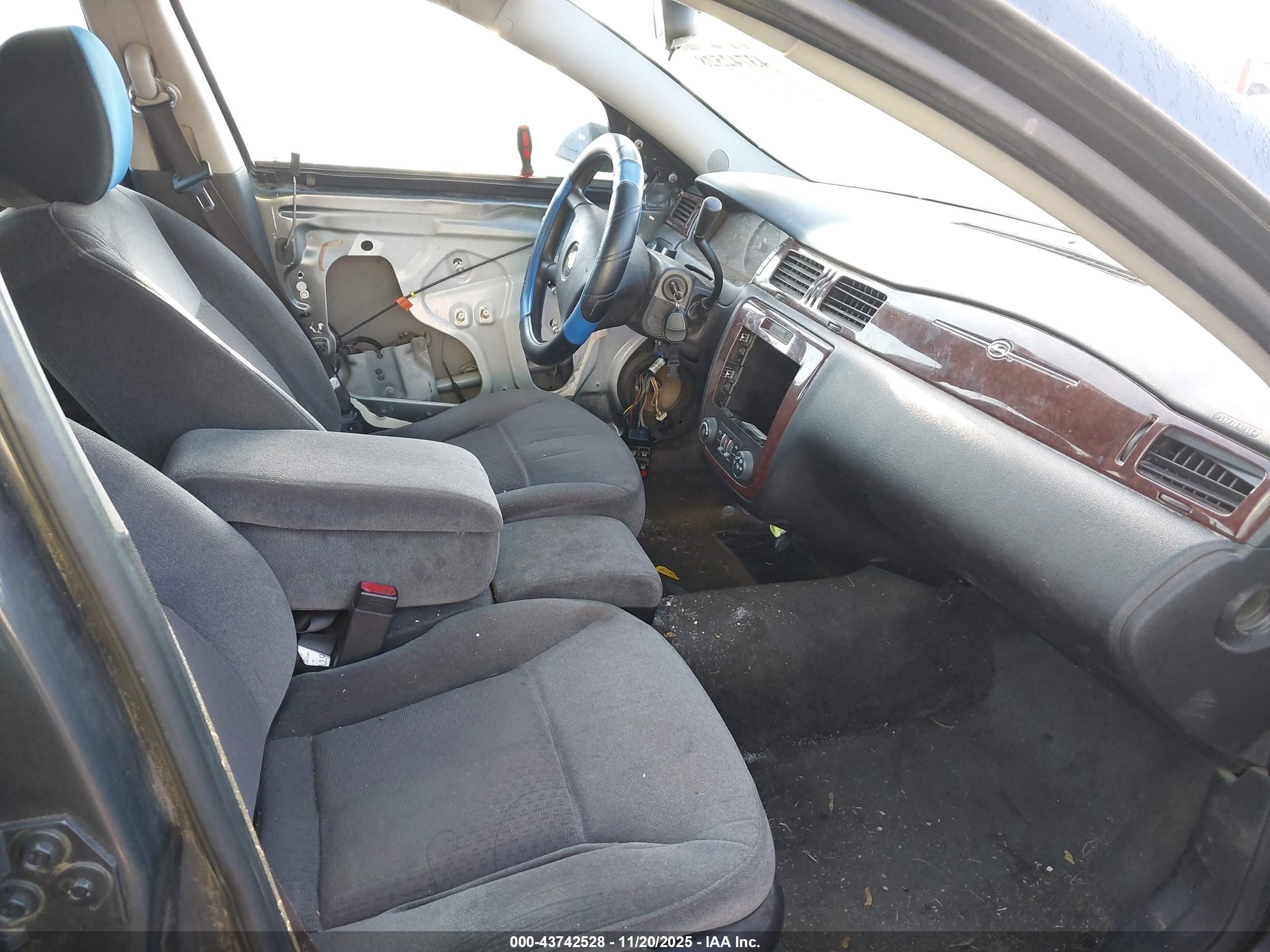 CHEVROLET IMPALA image 5
