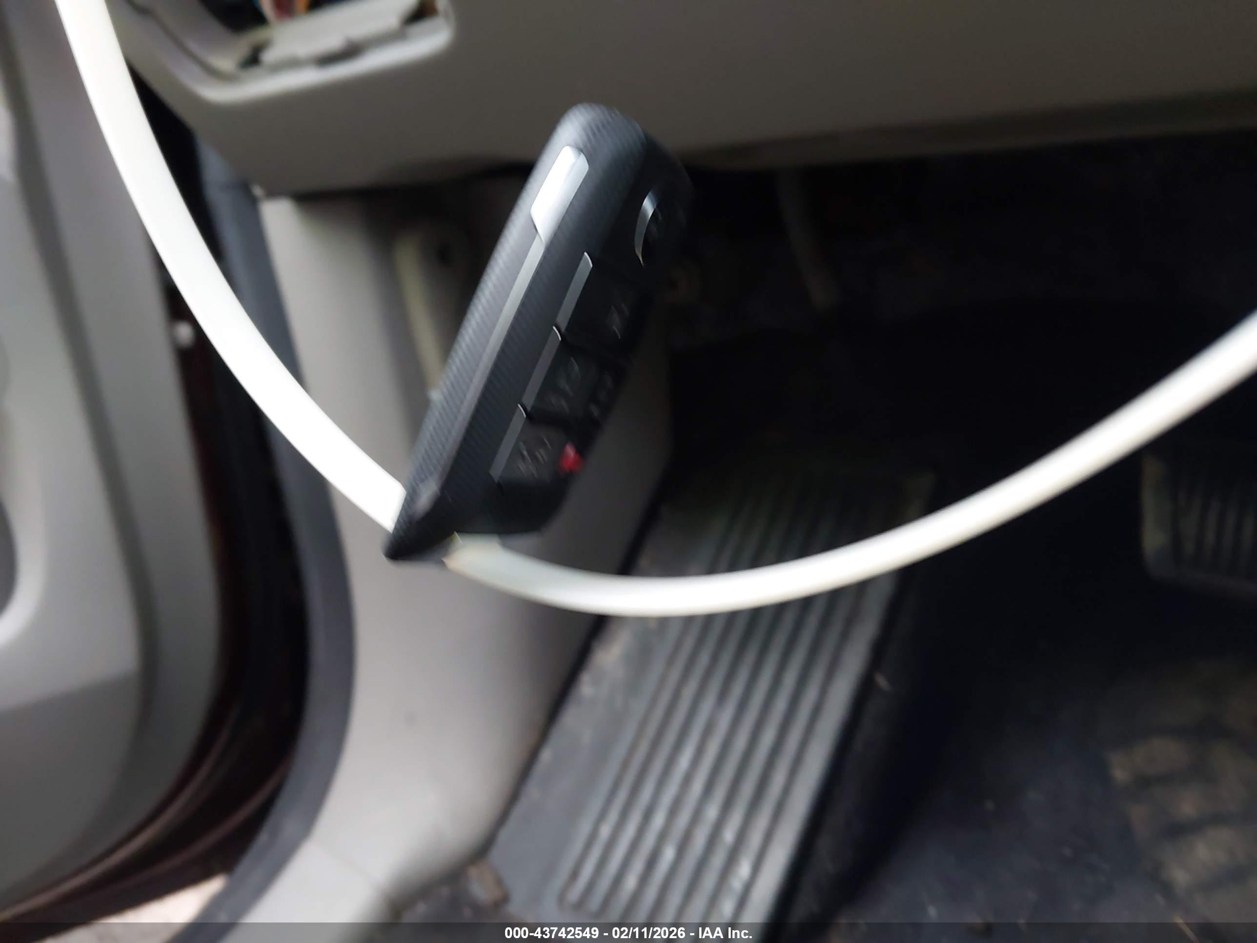 KIA SEDONA image 11