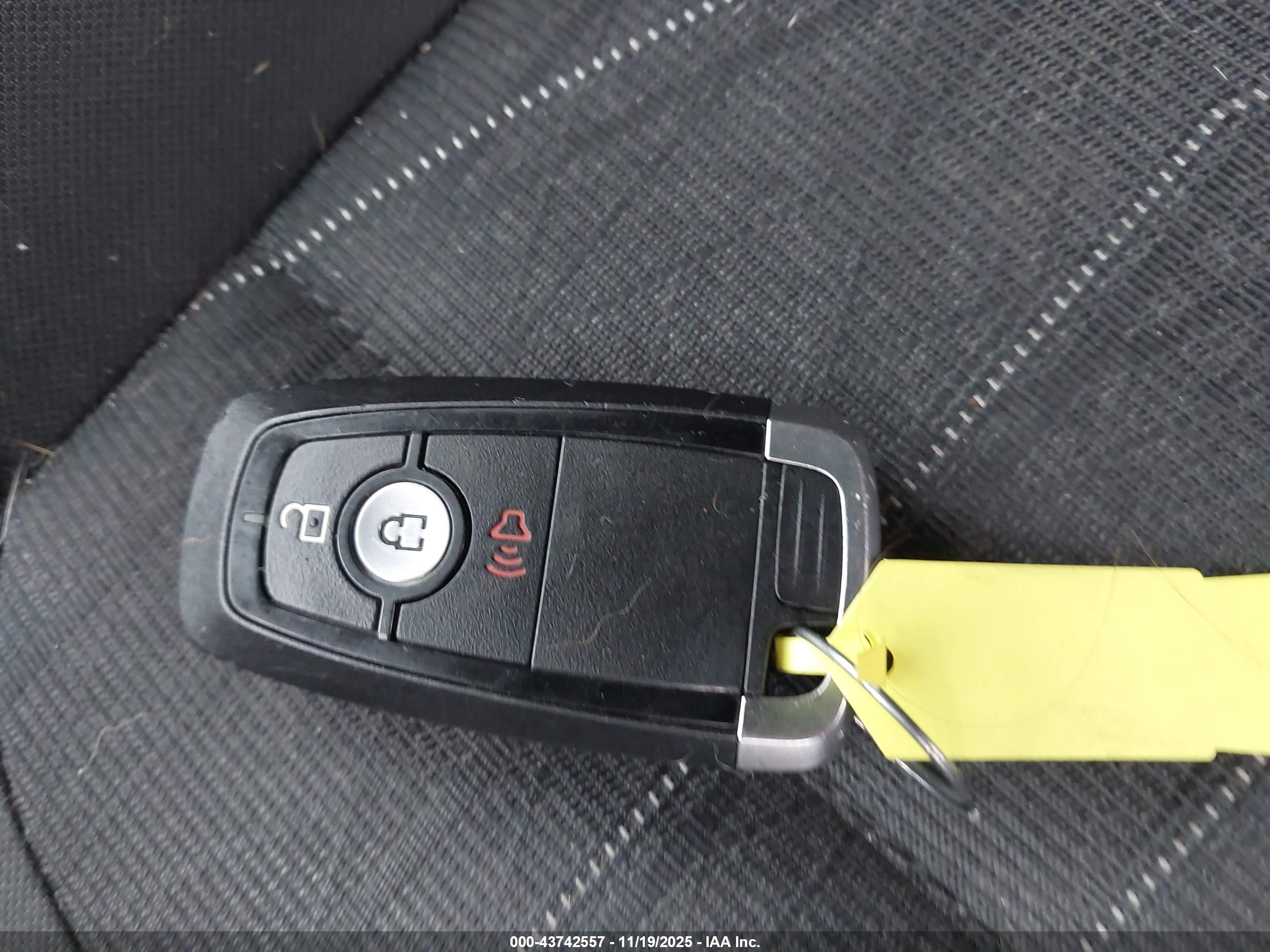 FORD ECOSPORT image 11