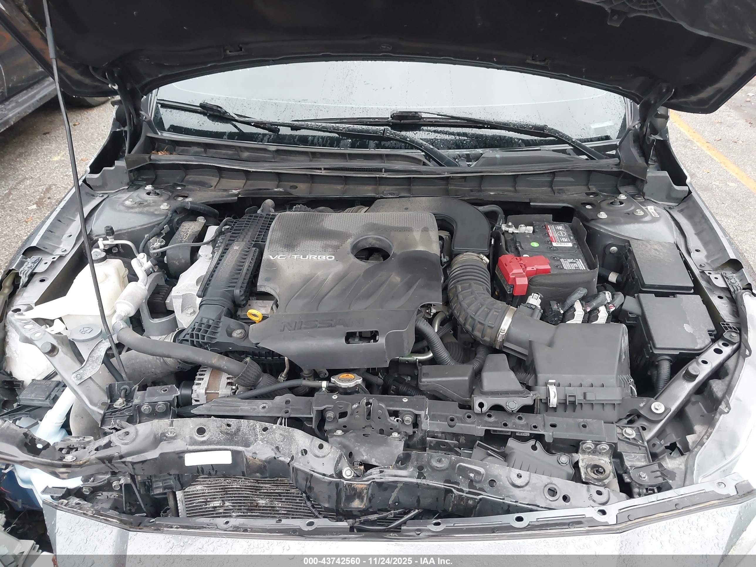NISSAN ALTIMA image 10