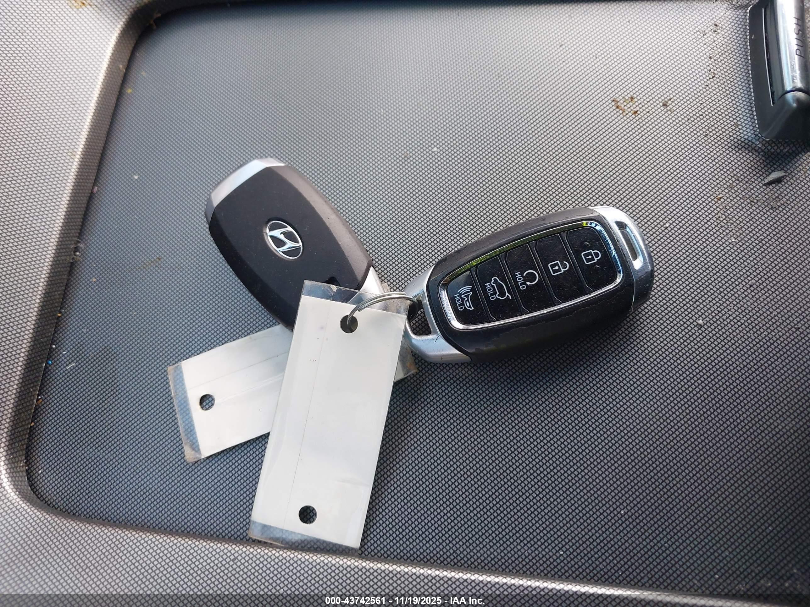 HYUNDAI PALISADE image 11