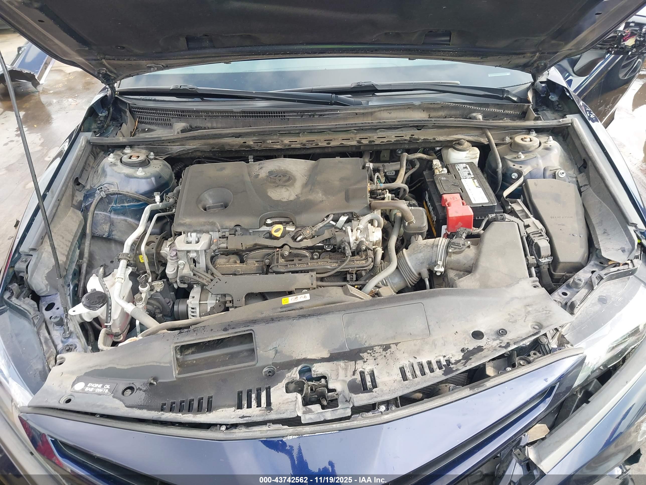 TOYOTA CAMRY image 10