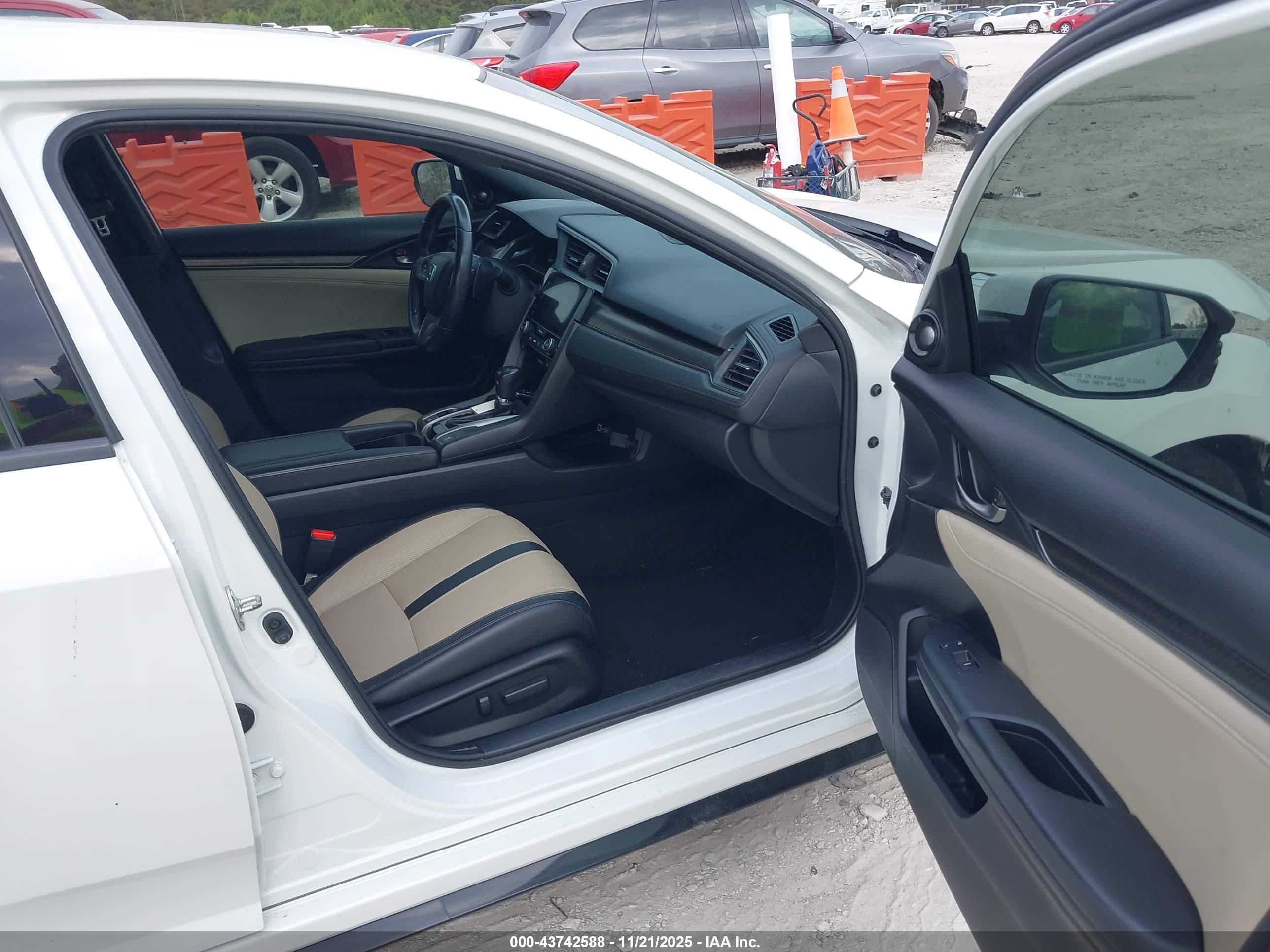 HONDA CIVIC image 5