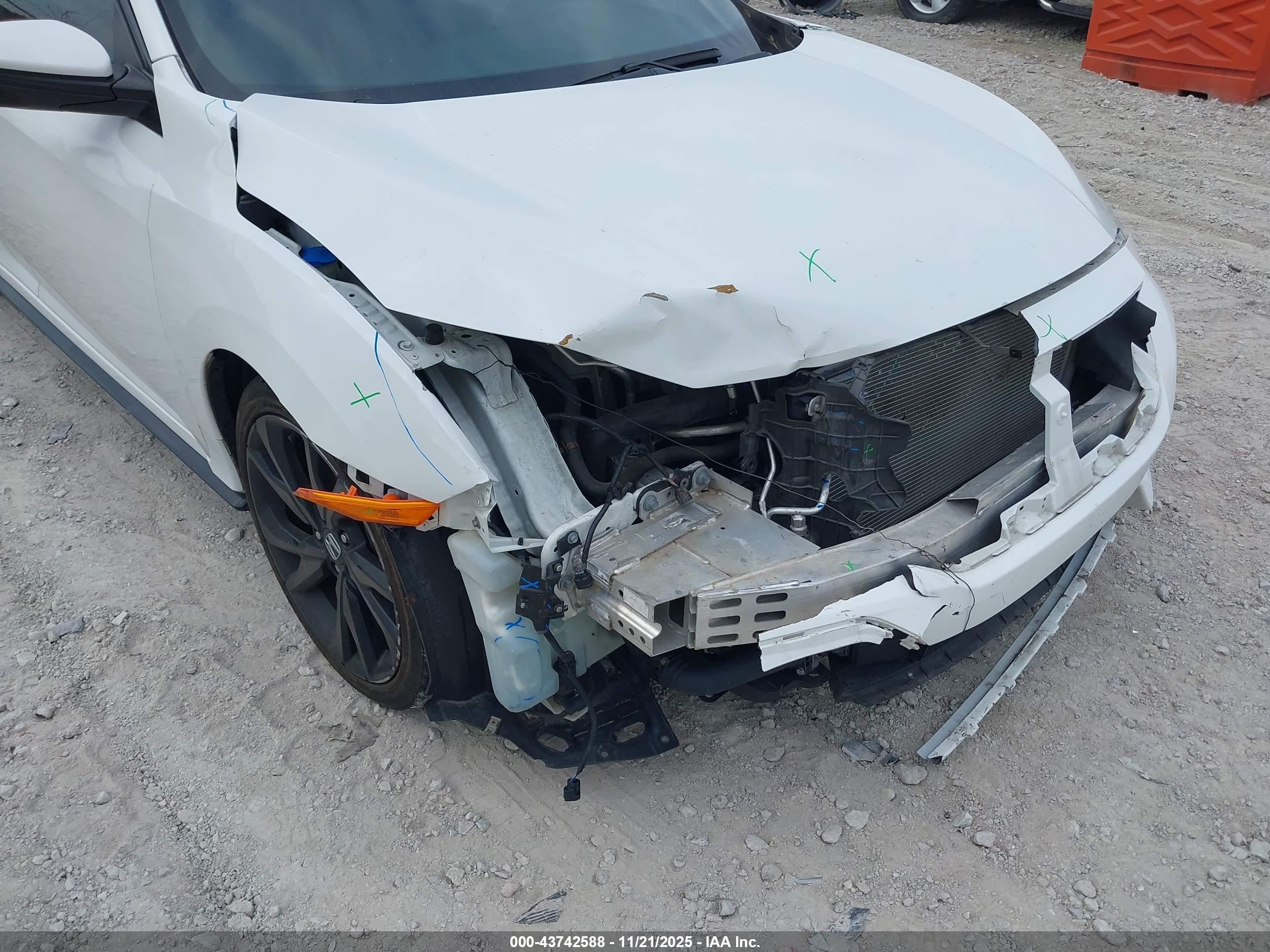 HONDA CIVIC image 6