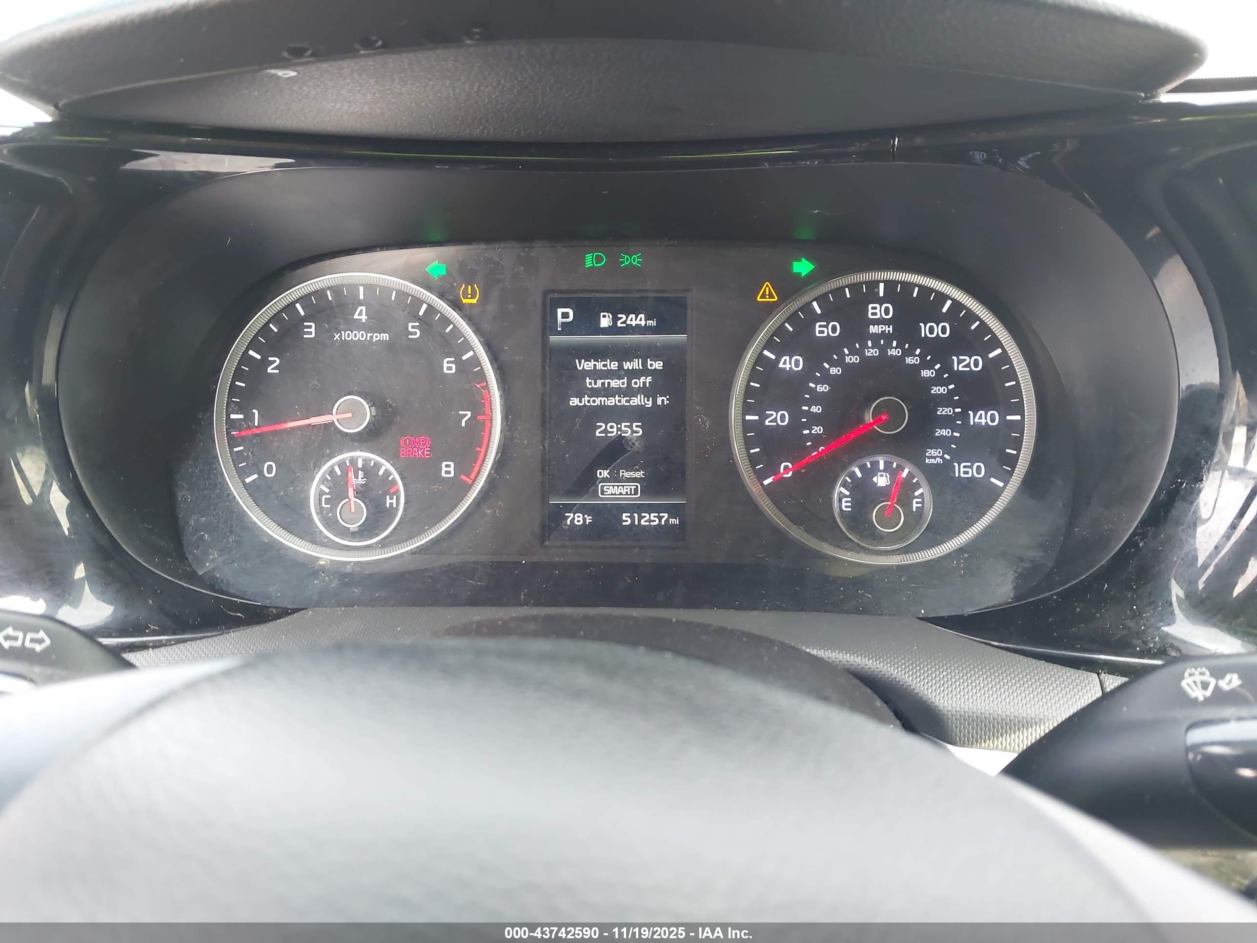 KIA K5 image 7