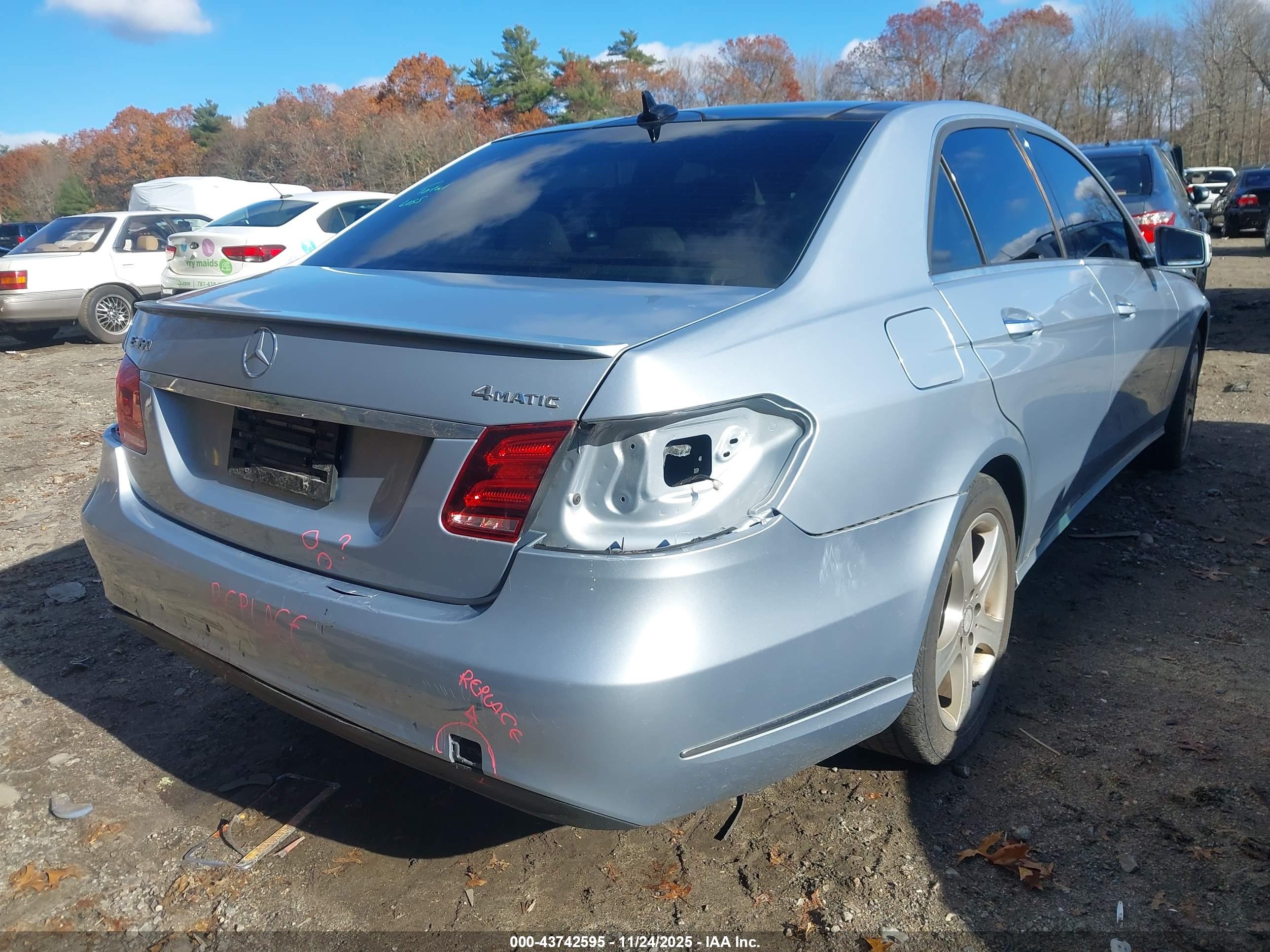 MERCEDES-BENZ E image 4