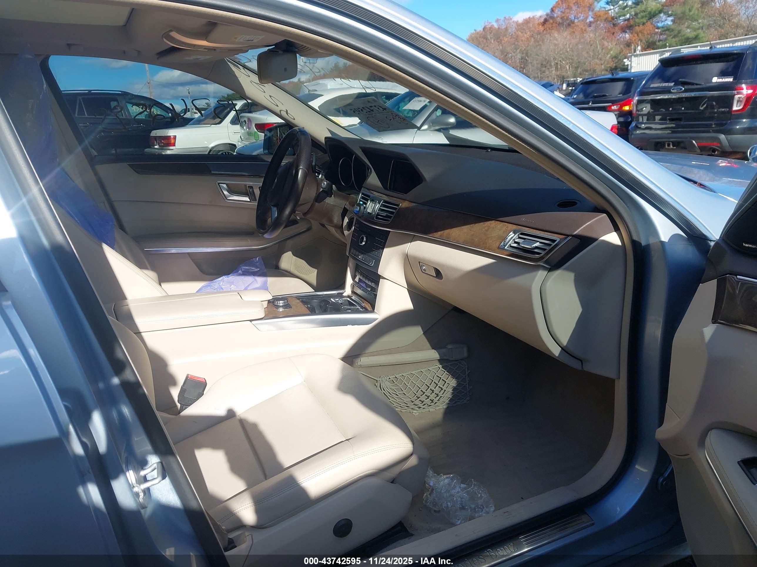 MERCEDES-BENZ E image 5