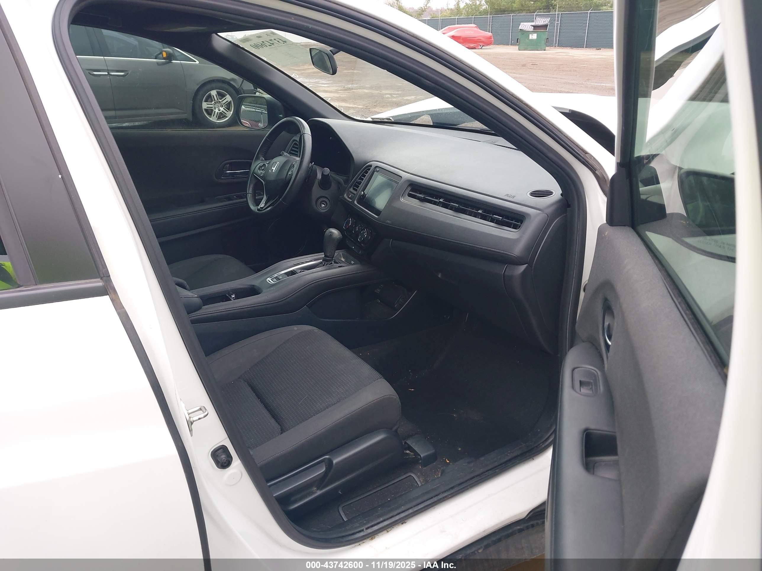 HONDA HR-V image 5