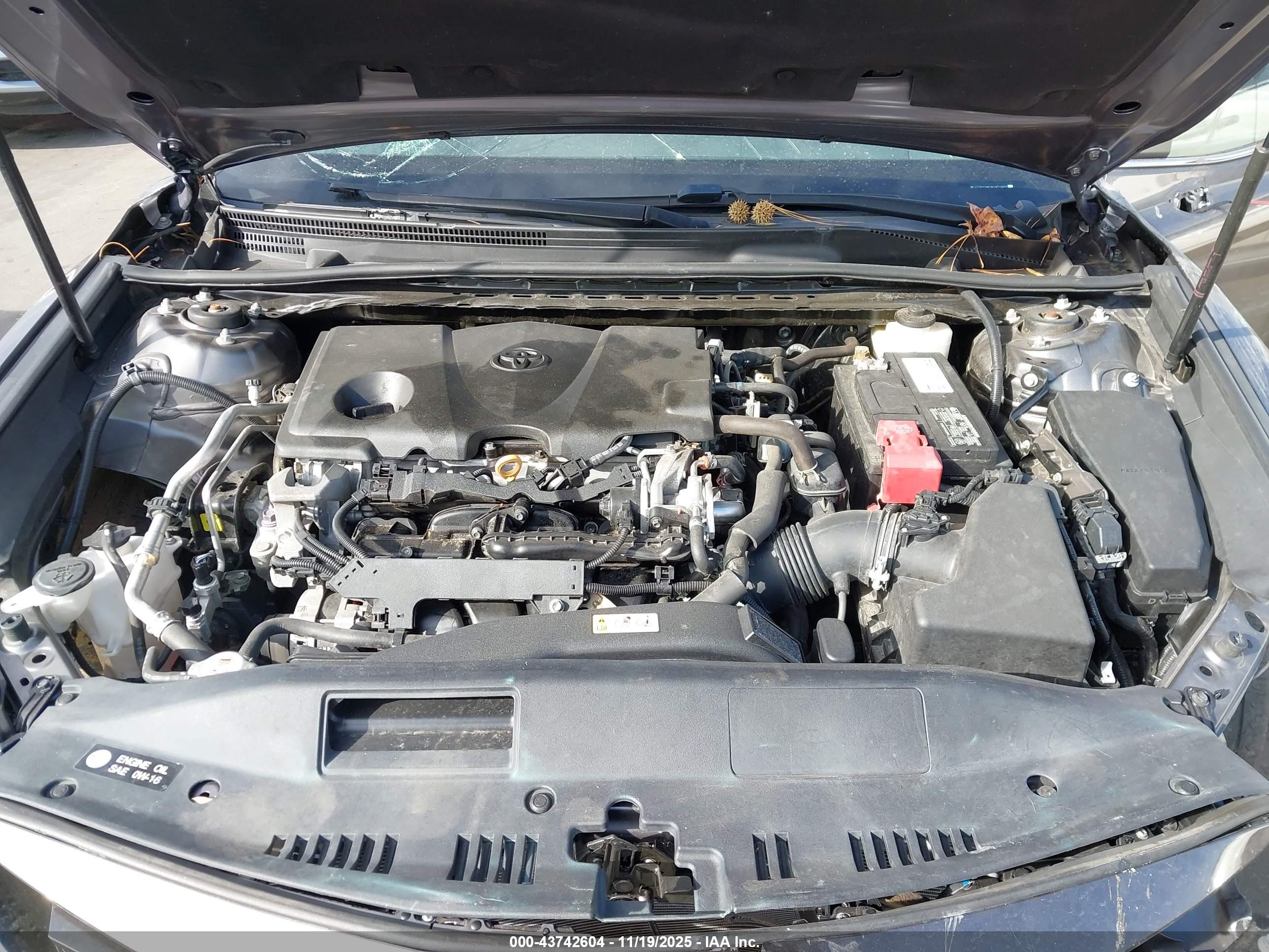 TOYOTA CAMRY image 10