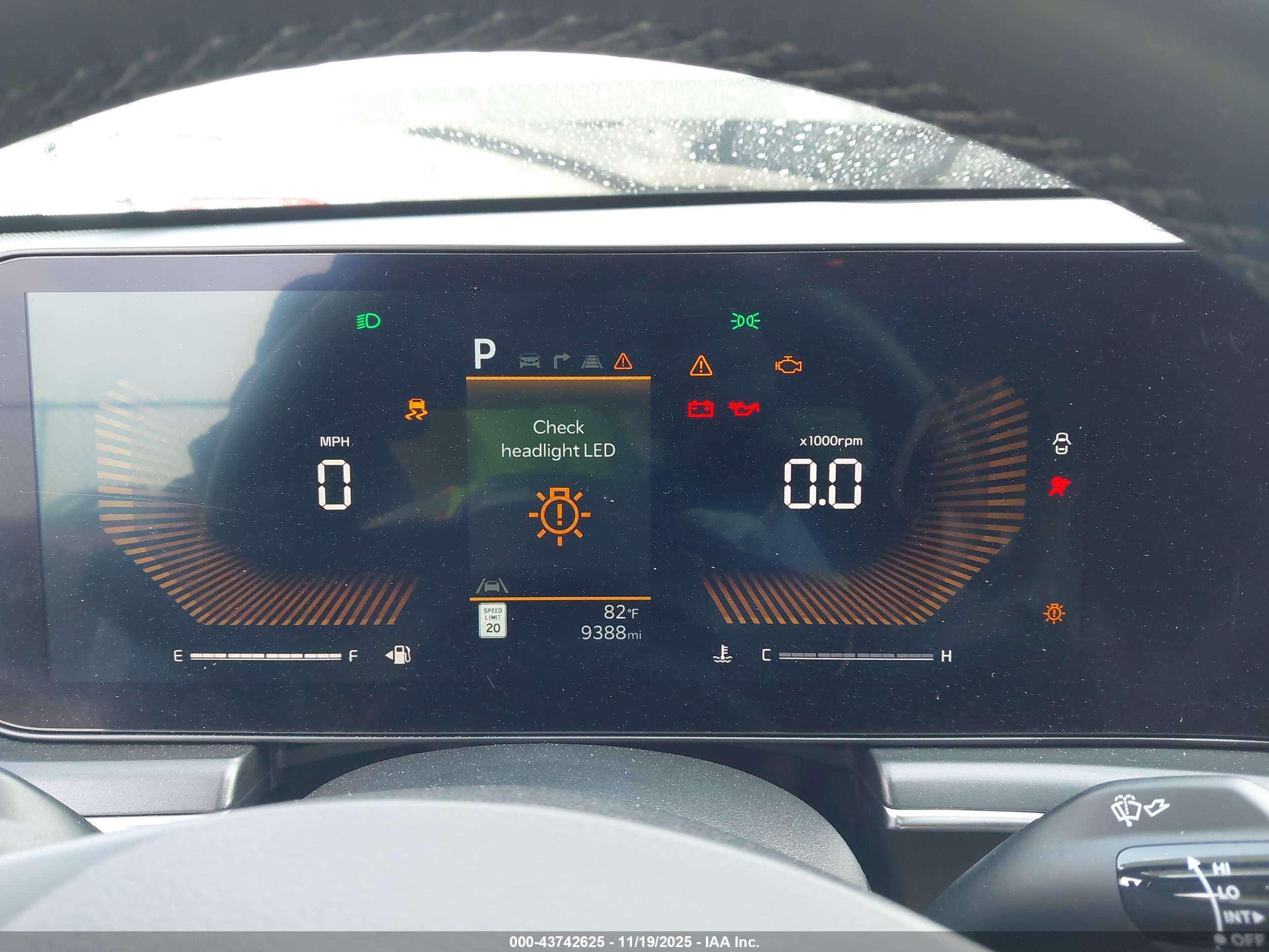 KIA K5 image 7