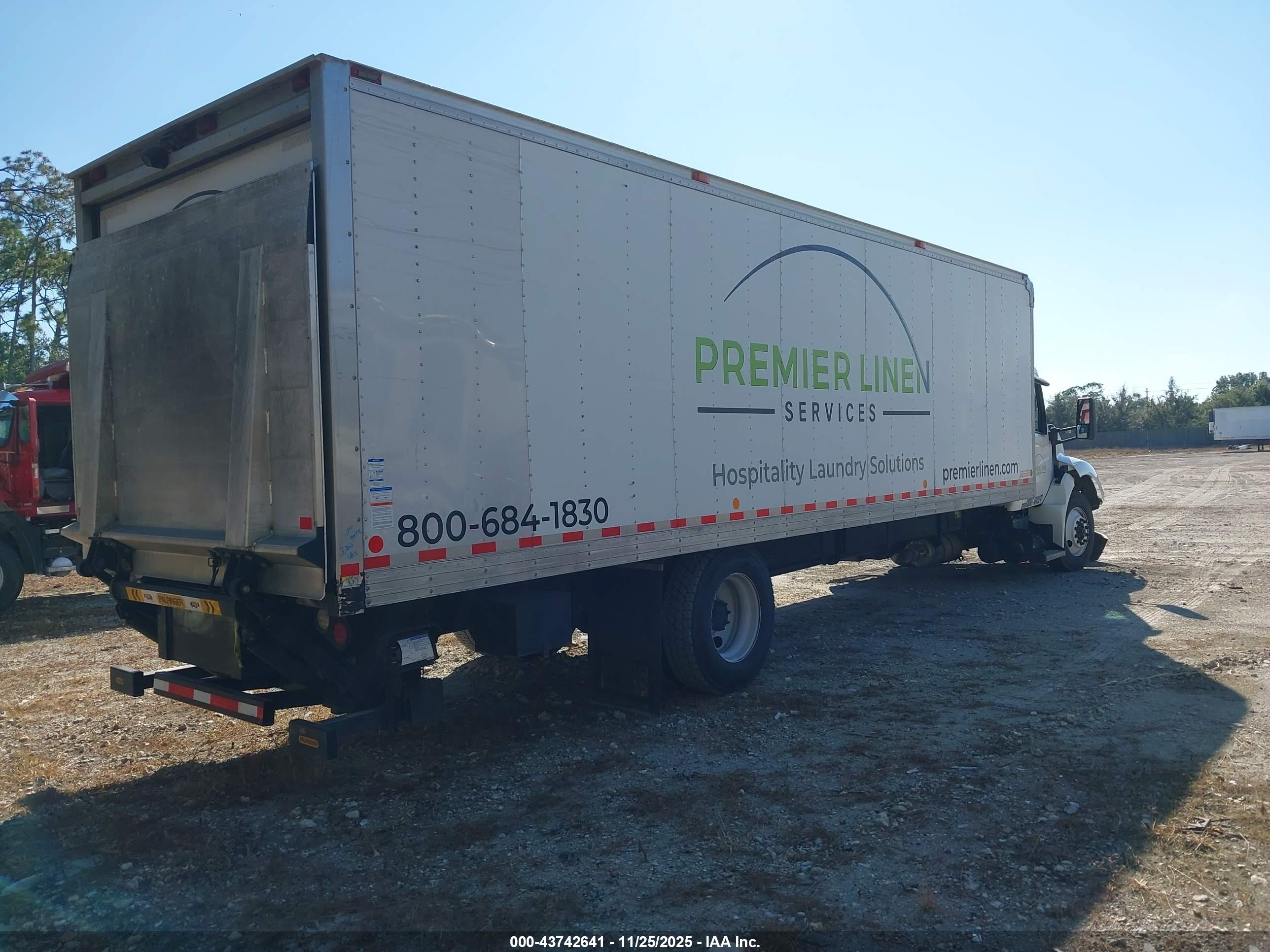PETERBILT 536 image 4