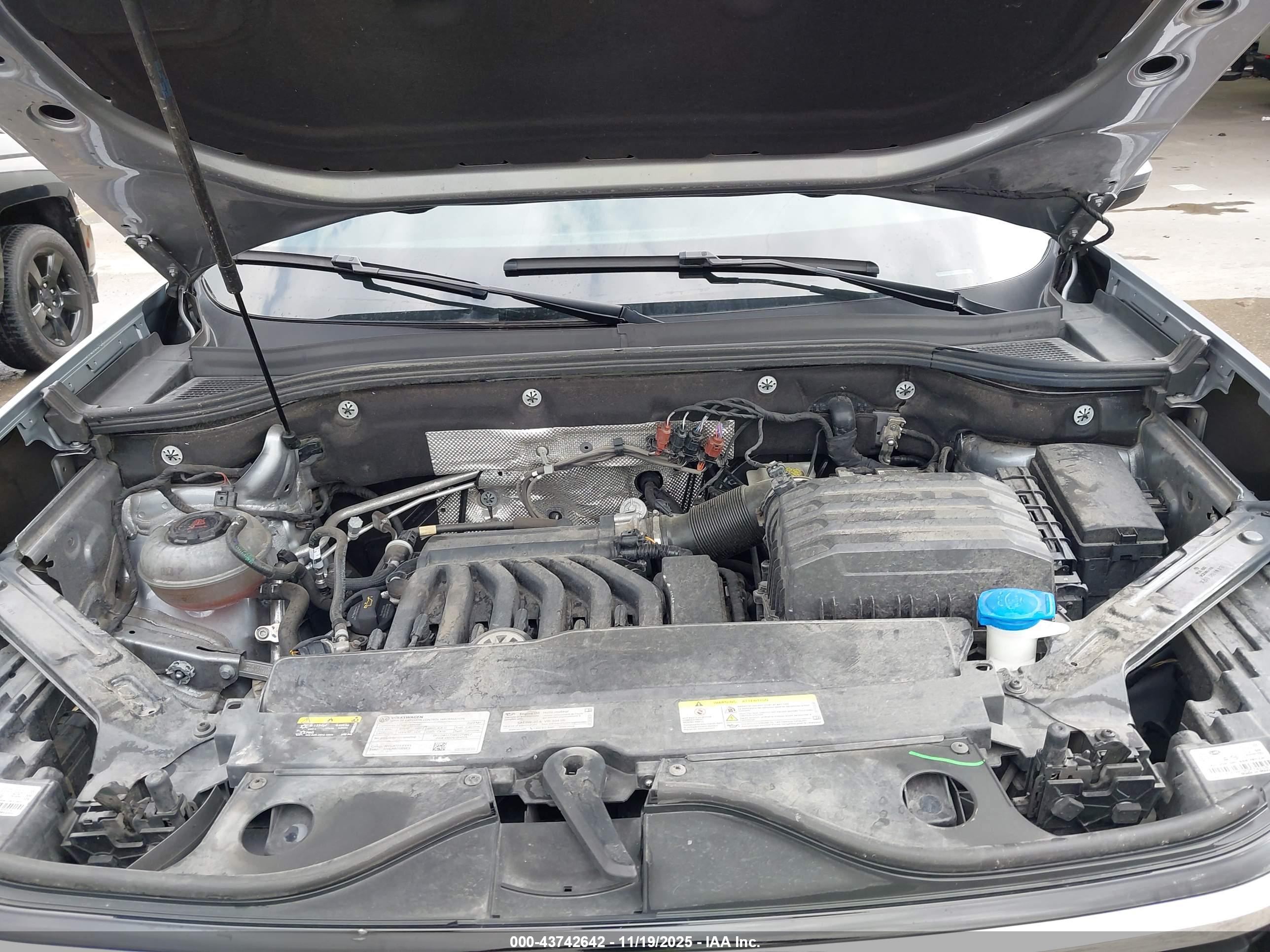 VOLKSWAGEN ATLAS image 10