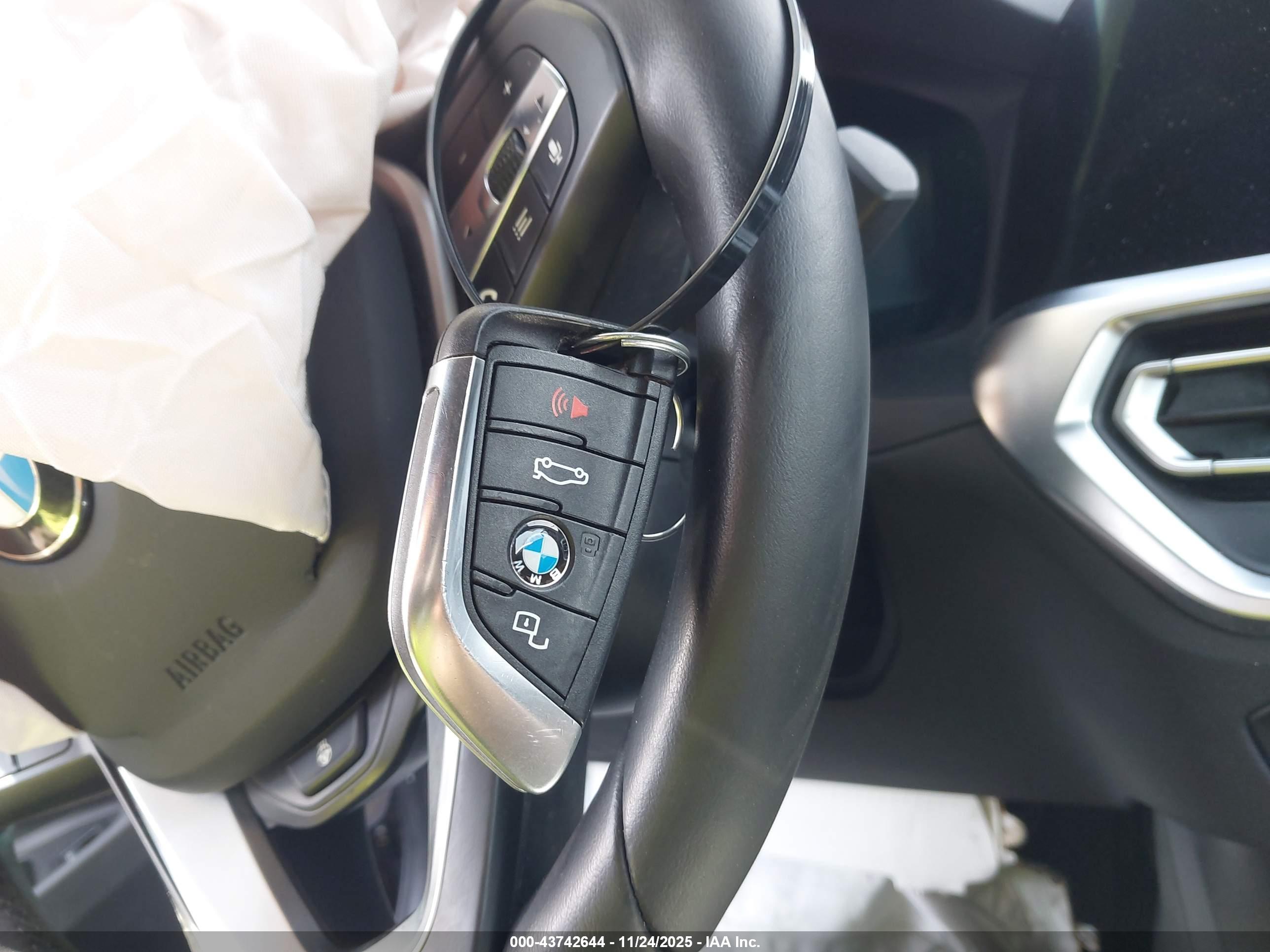 BMW 330I image 11
